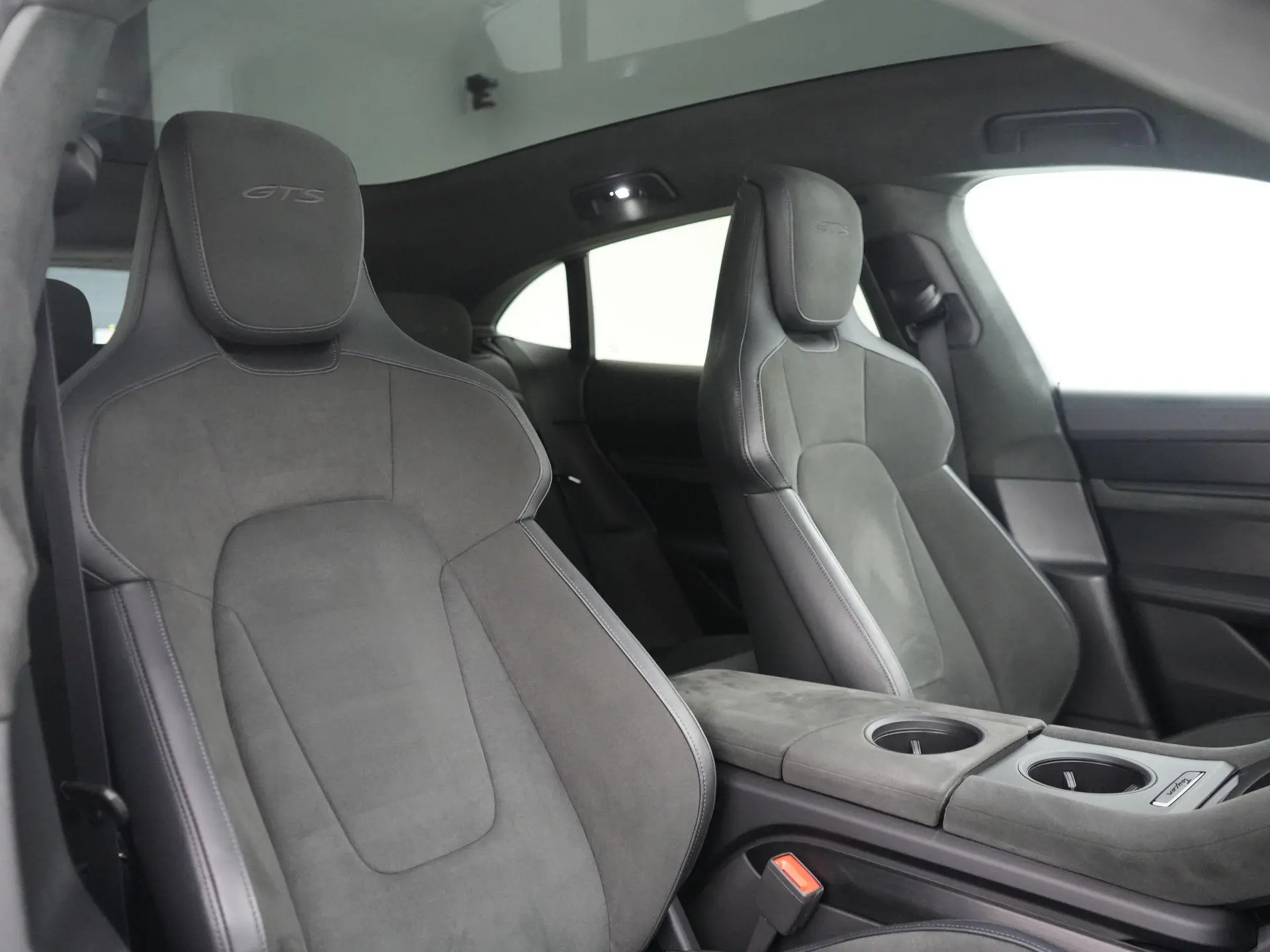 Taycan Sport Turismo GTS 93 kWh