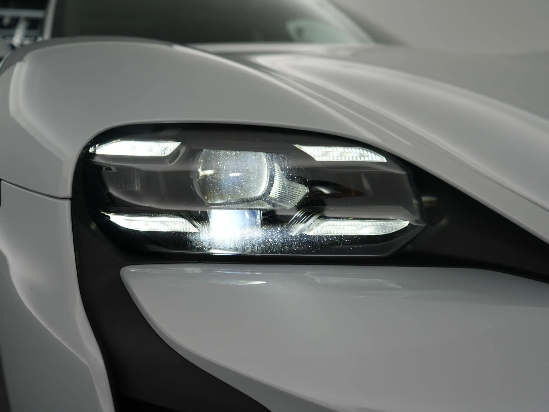 Taycan Sport Turismo GTS 93 kWh