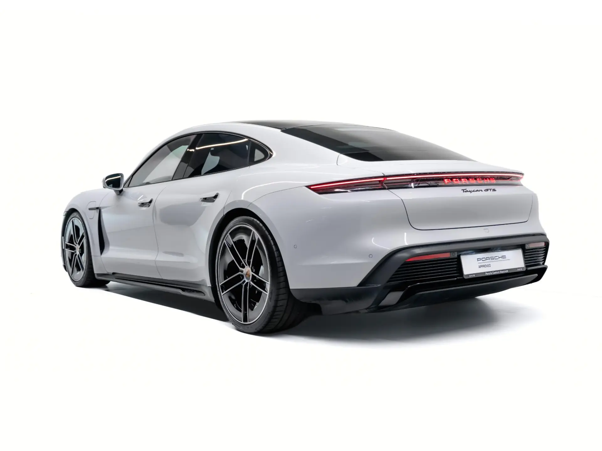 Taycan GTS
