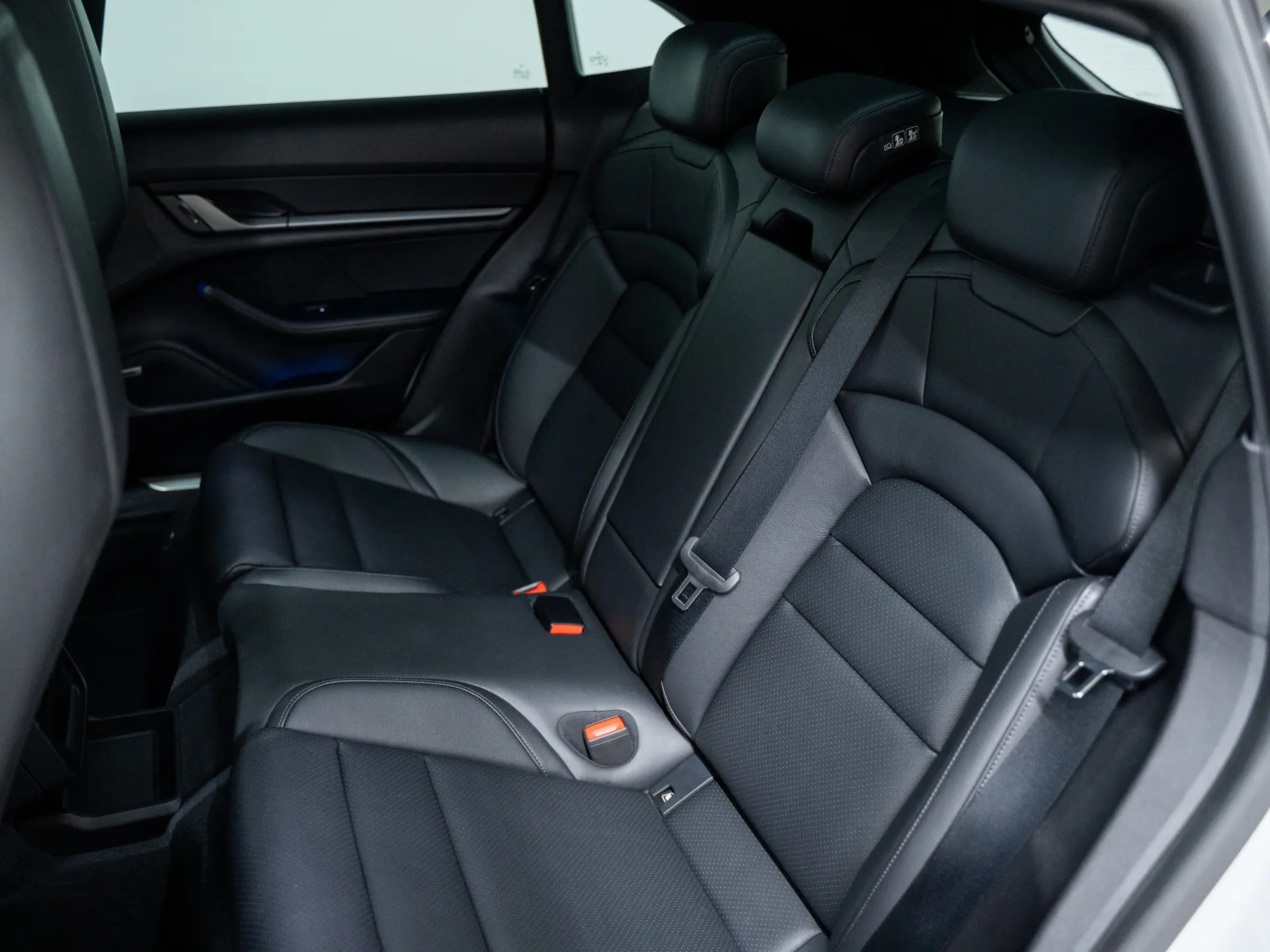 Taycan 4 Cross Turismo
