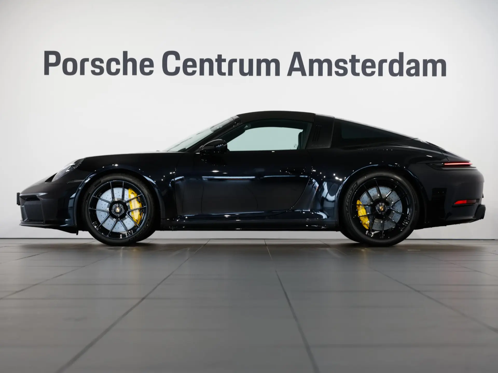 911 T-Hybrid Targa 4 GTS