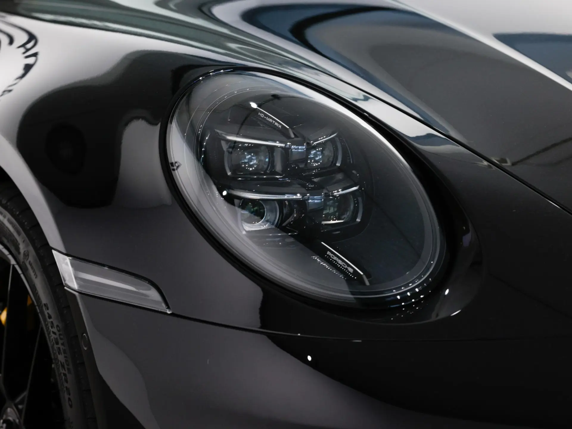 911 T-Hybrid Targa 4 GTS