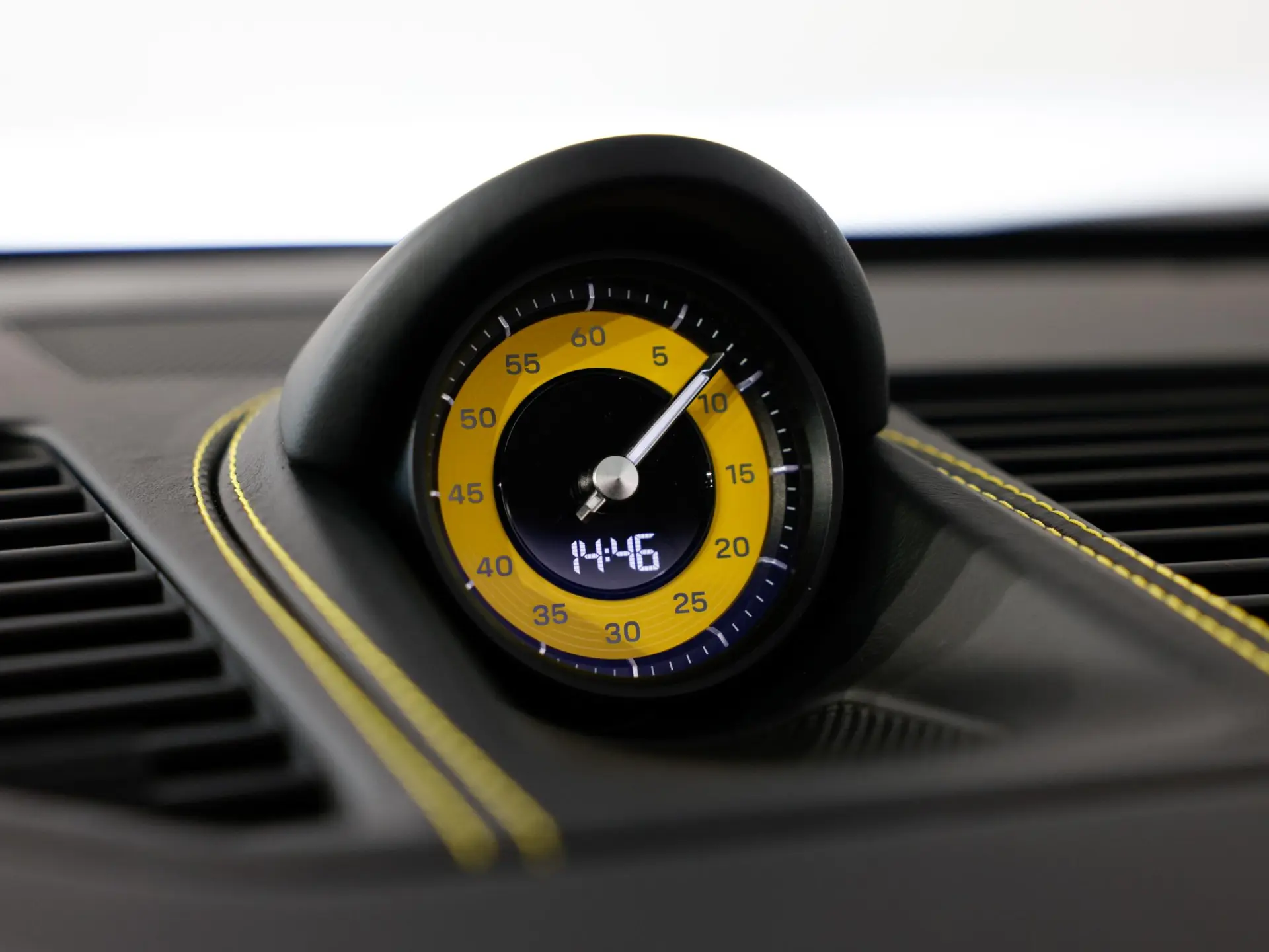 911 T-Hybrid Targa 4 GTS