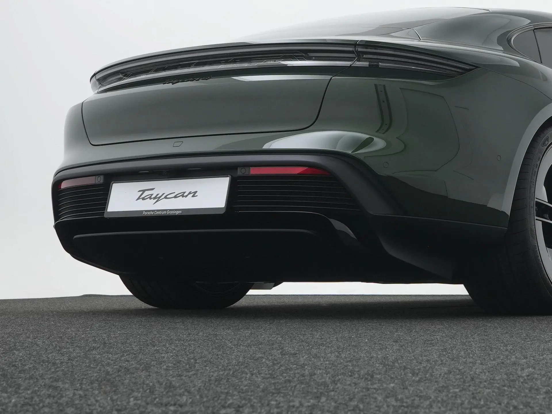 Taycan Black Edition