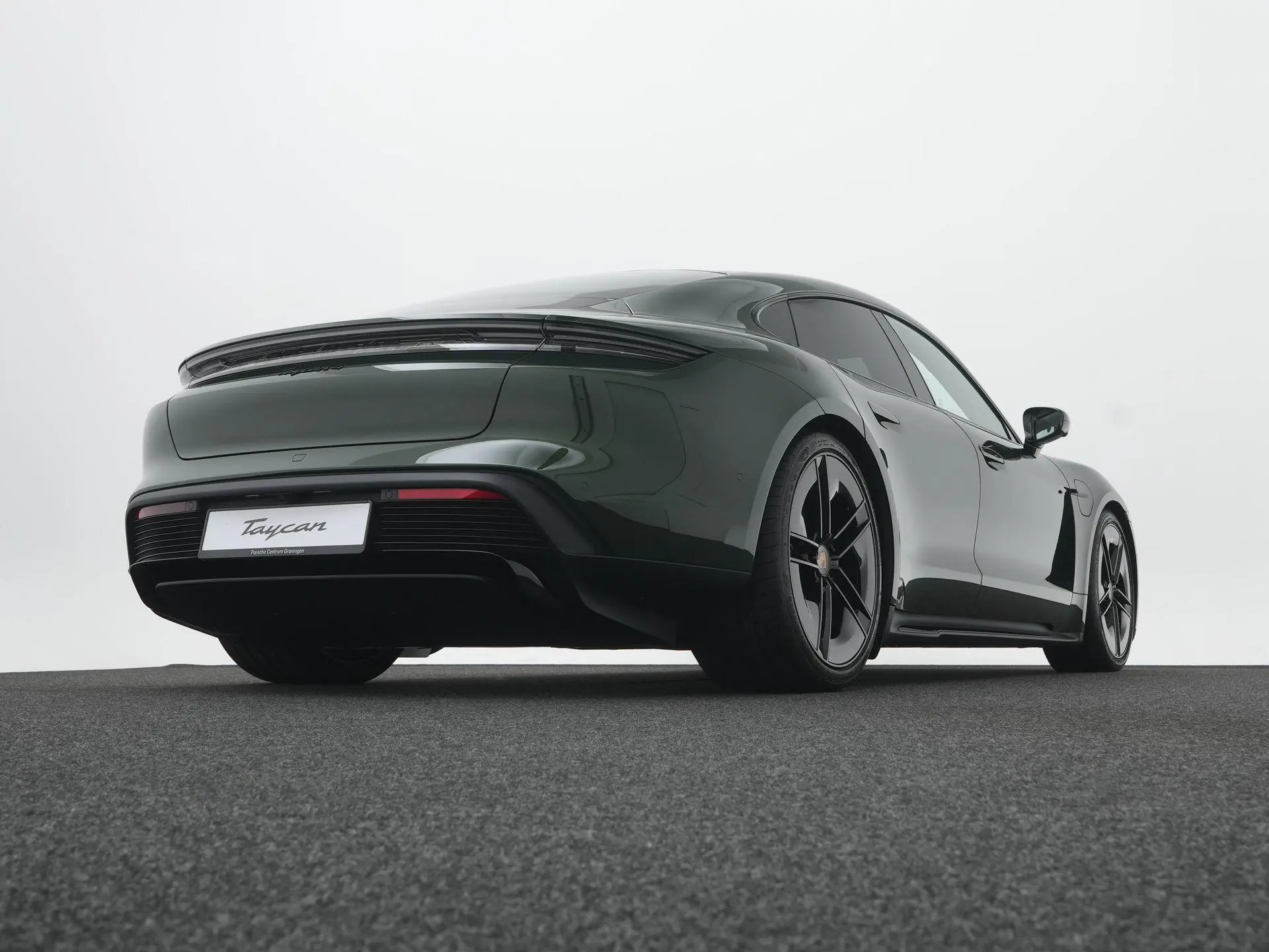 Taycan Black Edition