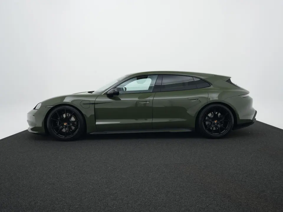 Porsche Taycan Sport Turismo Black Edition