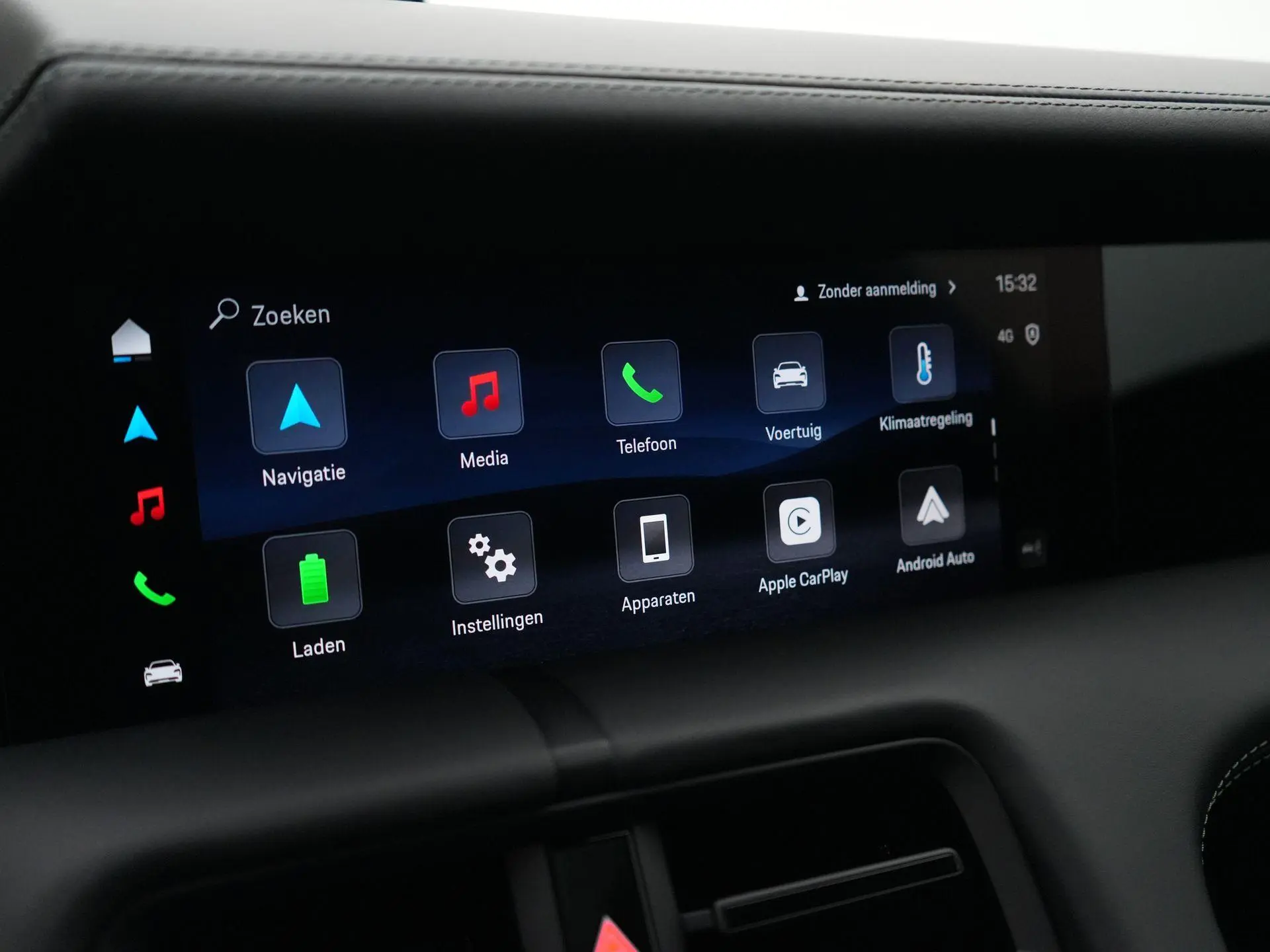 Taycan Sport Turismo Black Edition