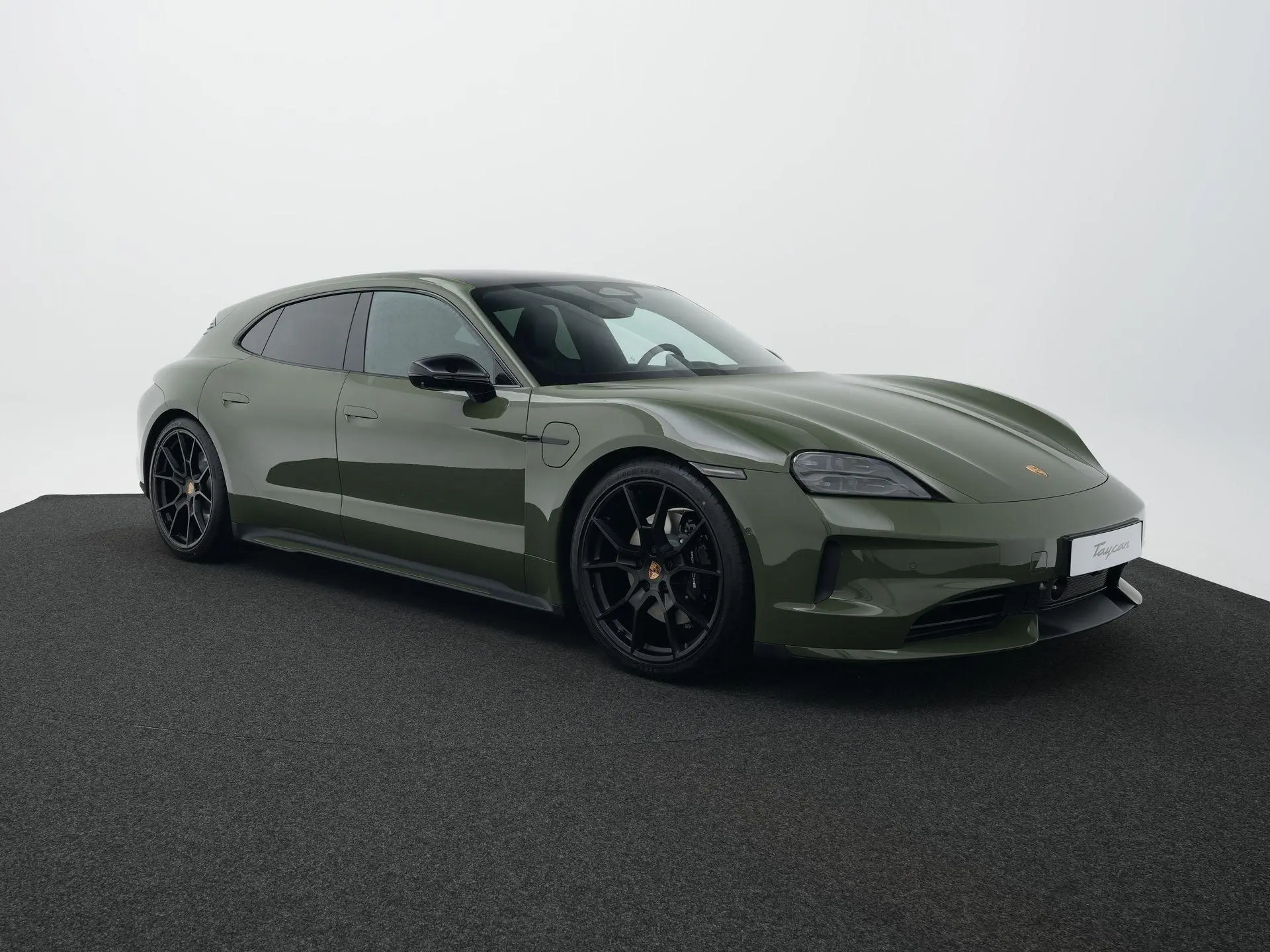 Taycan Sport Turismo Black Edition