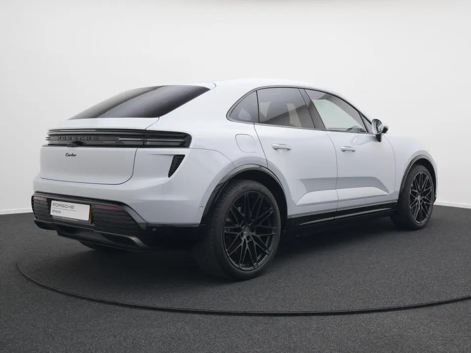 Macan Turbo