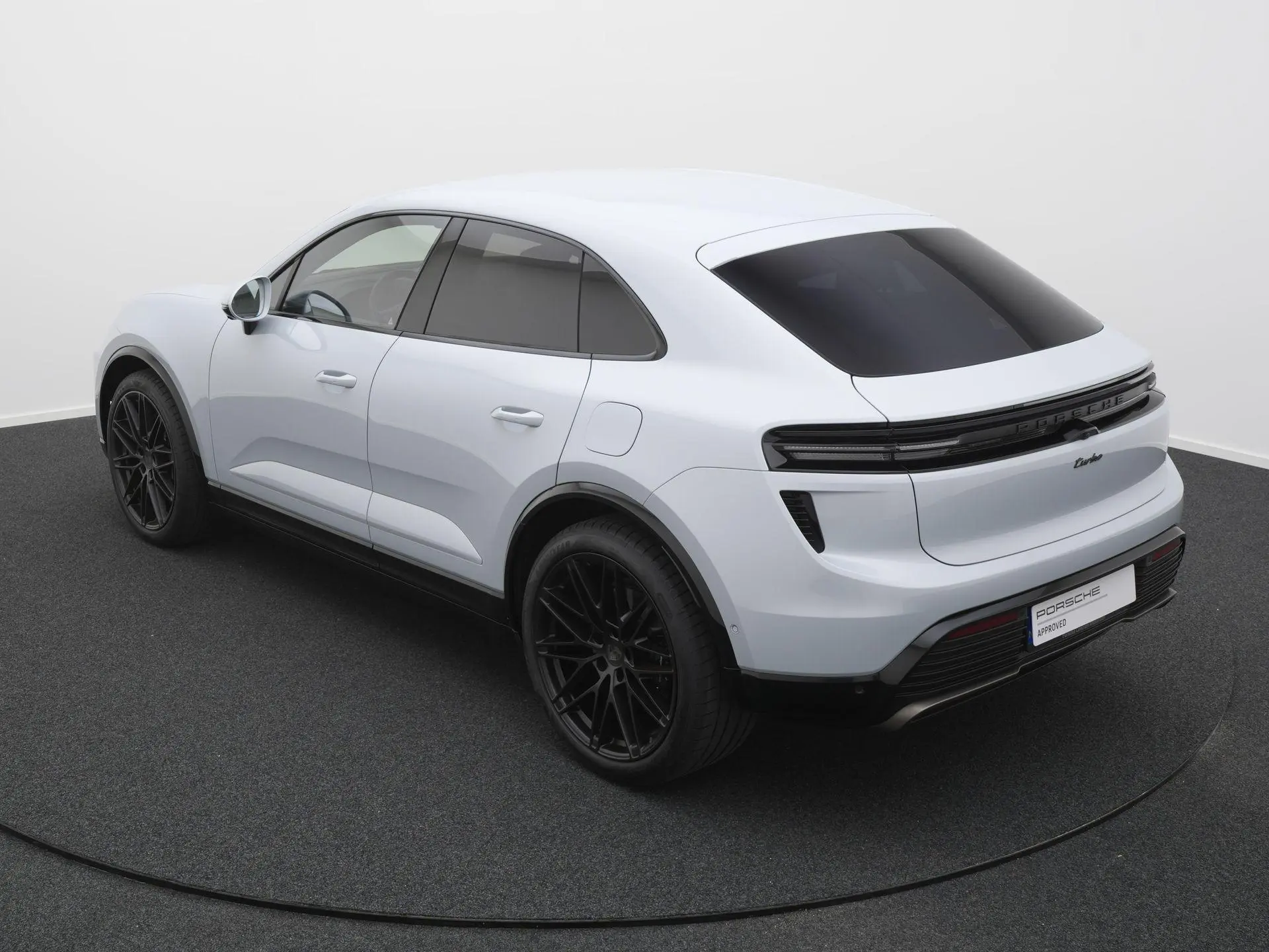 Macan Turbo