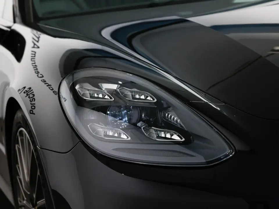 Panamera Sport Turismo 4 E-Hybrid Platinum Edition
