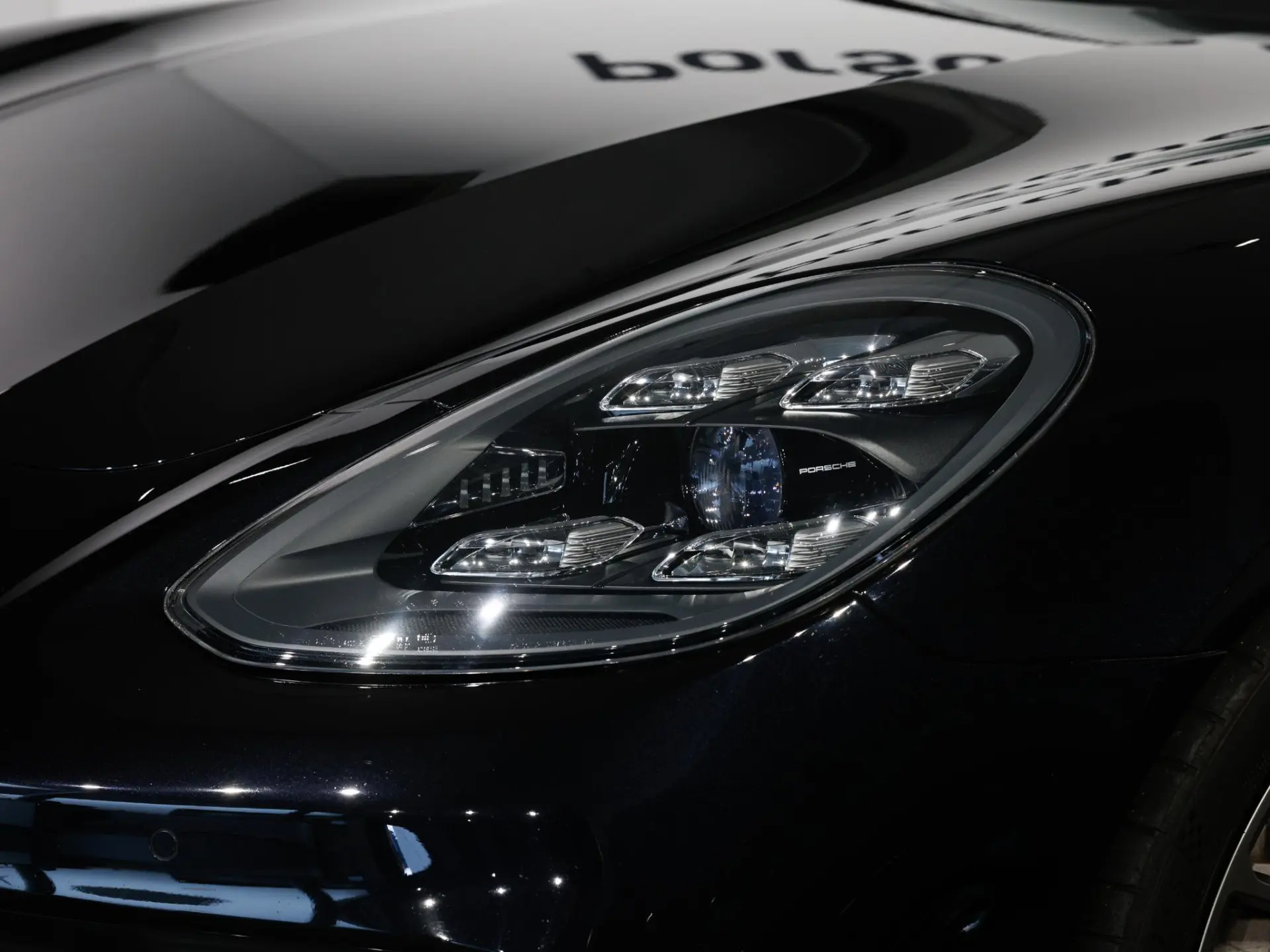 Panamera Sport Turismo 4 E-Hybrid Platinum Edition