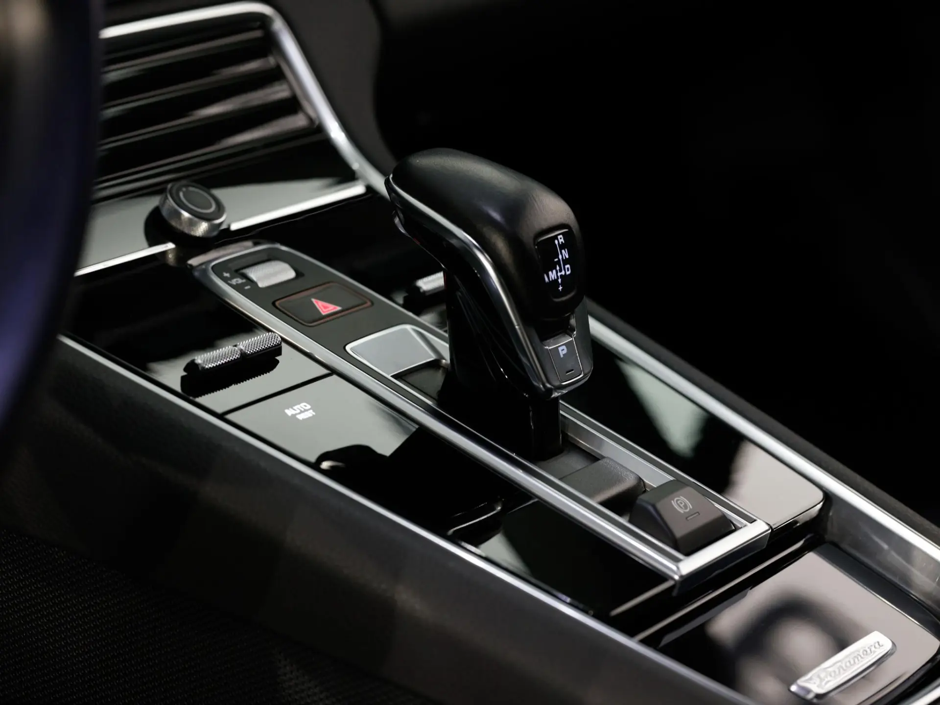 Panamera Sport Turismo 4 E-Hybrid Platinum Edition