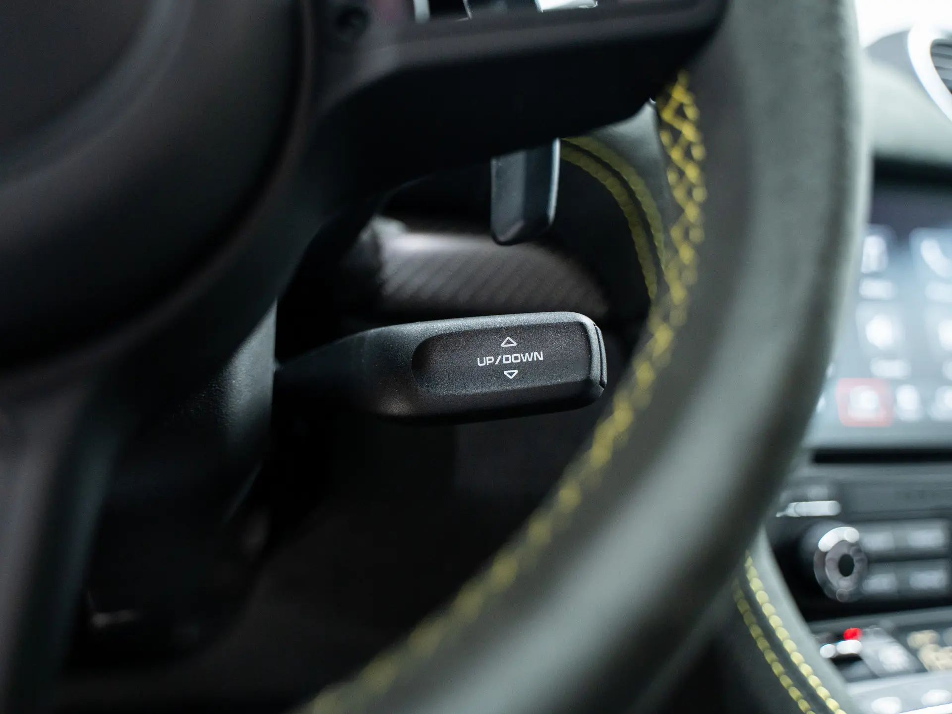 718 Cayman GT4 RS