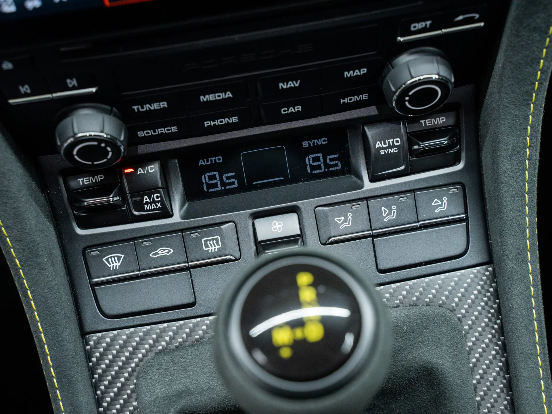 718 Cayman GT4 RS