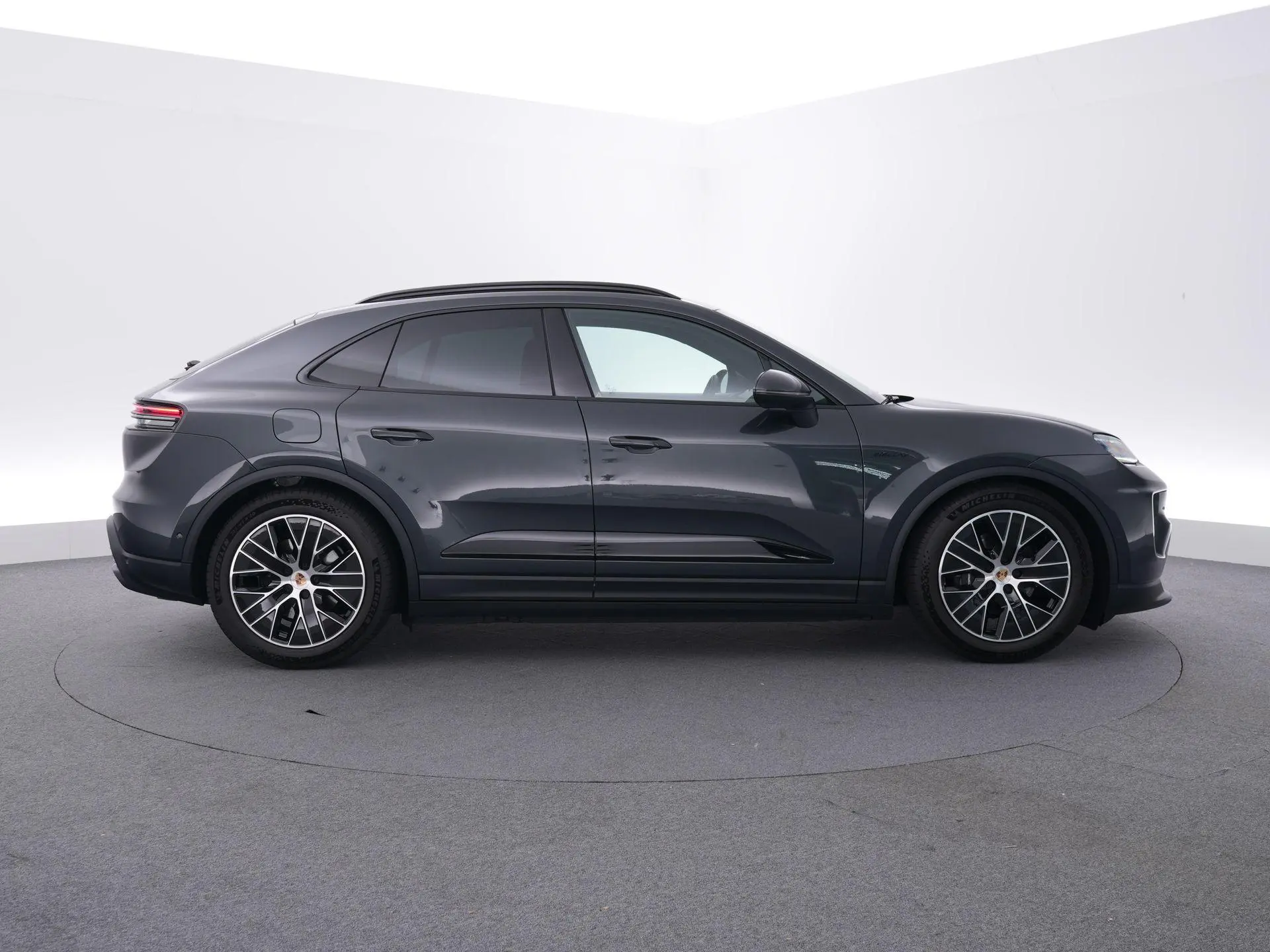 Macan 100 kWh