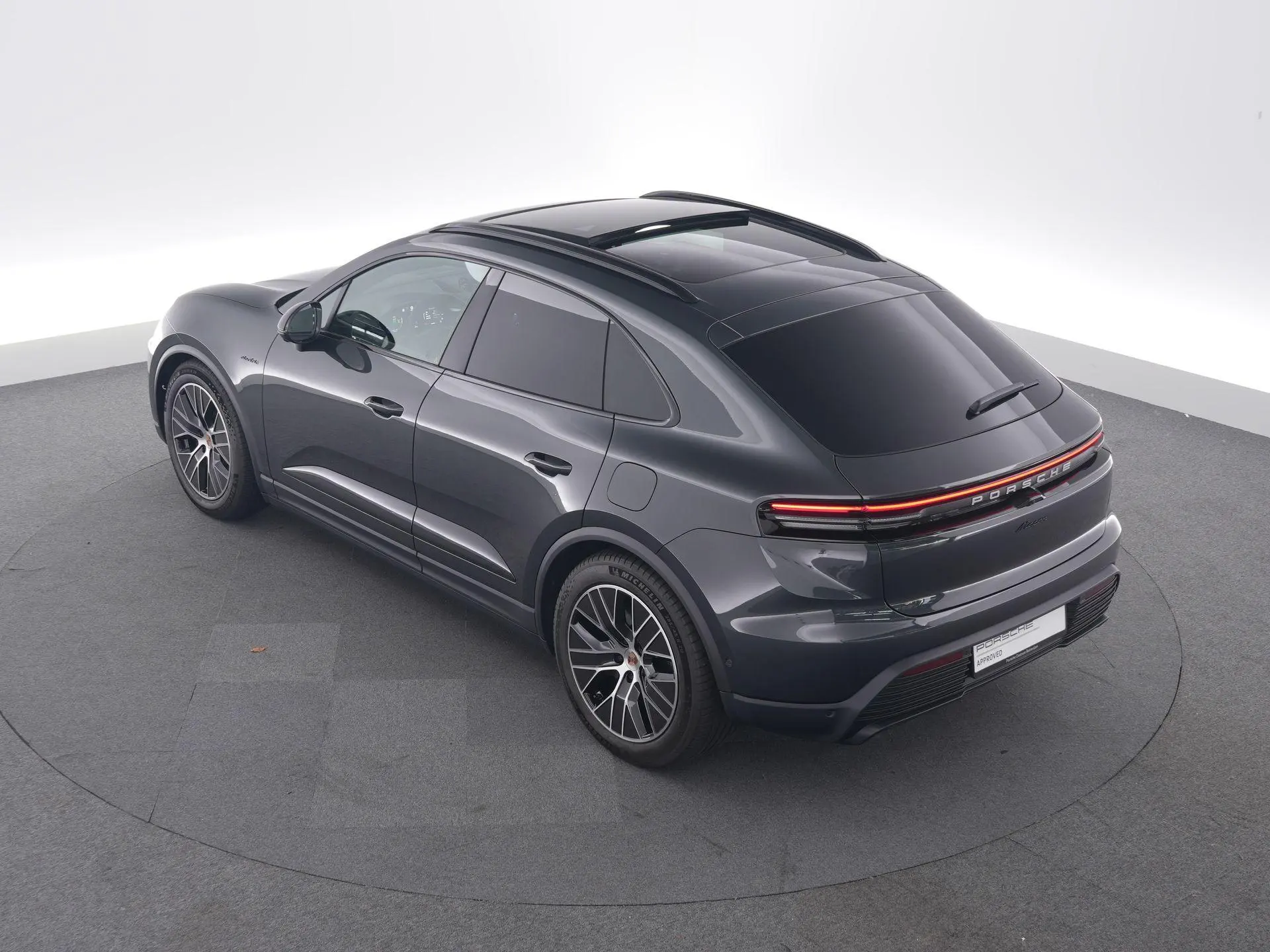 Macan 100 kWh