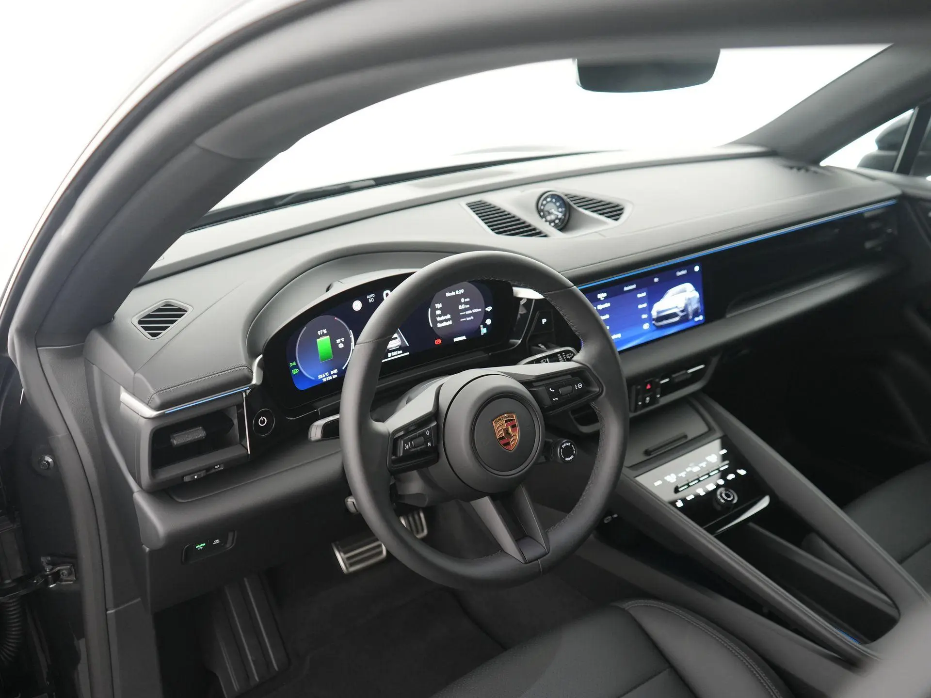 Macan 100 kWh