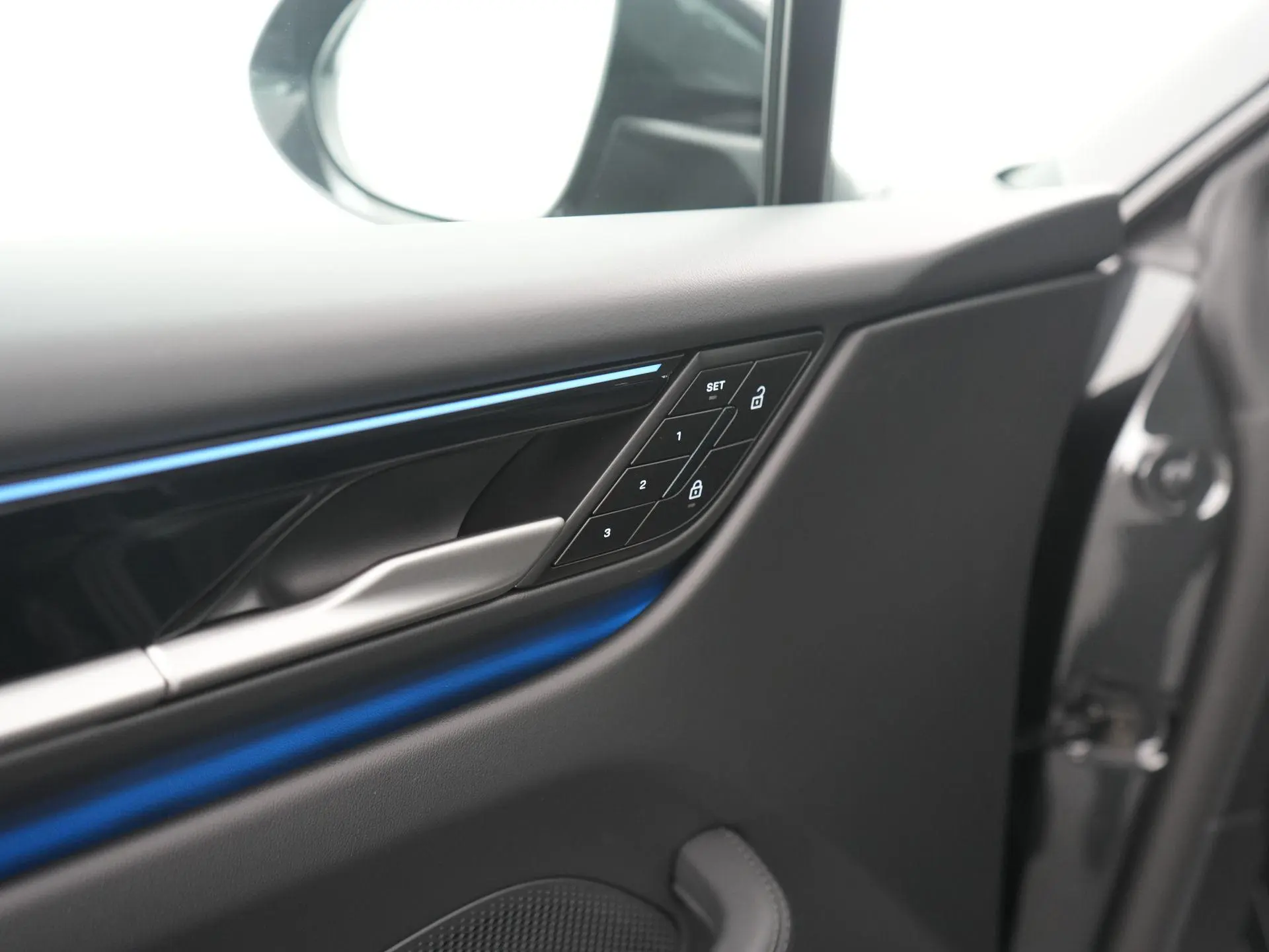 Macan 100 kWh