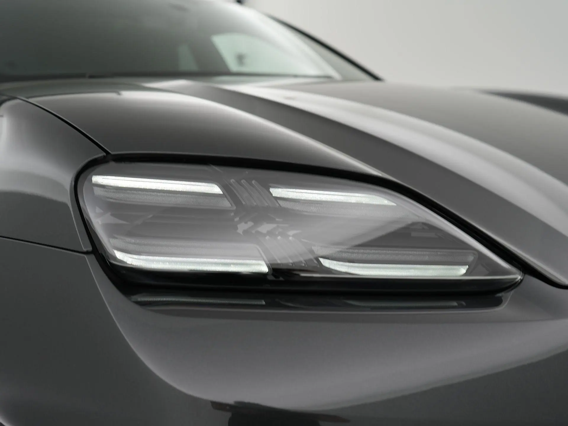Macan 100 kWh