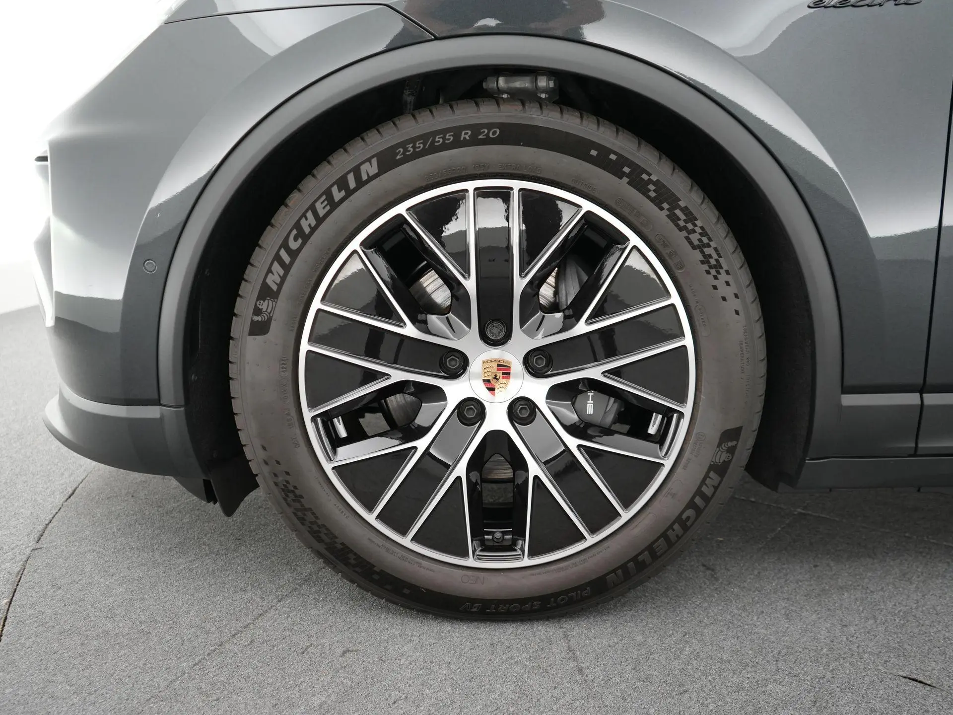 Macan 100 kWh
