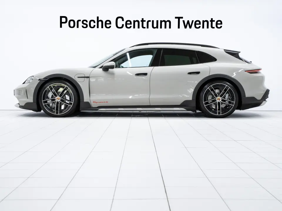 Taycan 4S Cross Turismo