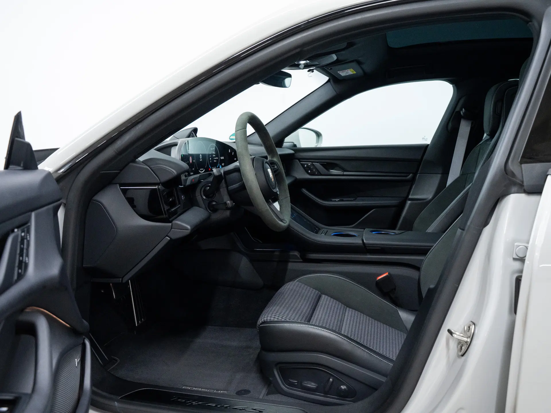 Taycan 4S Cross Turismo
