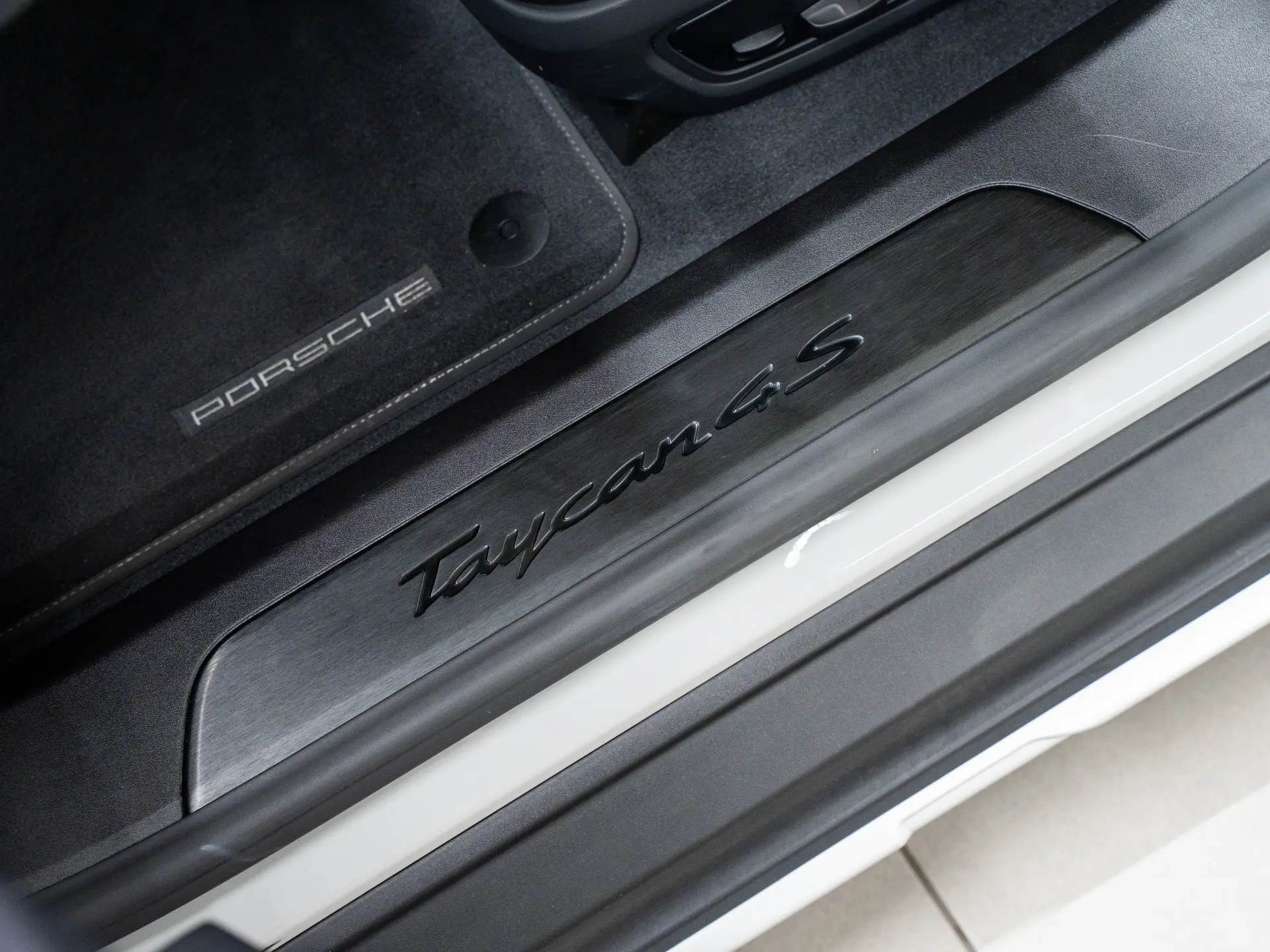 Taycan 4S Cross Turismo