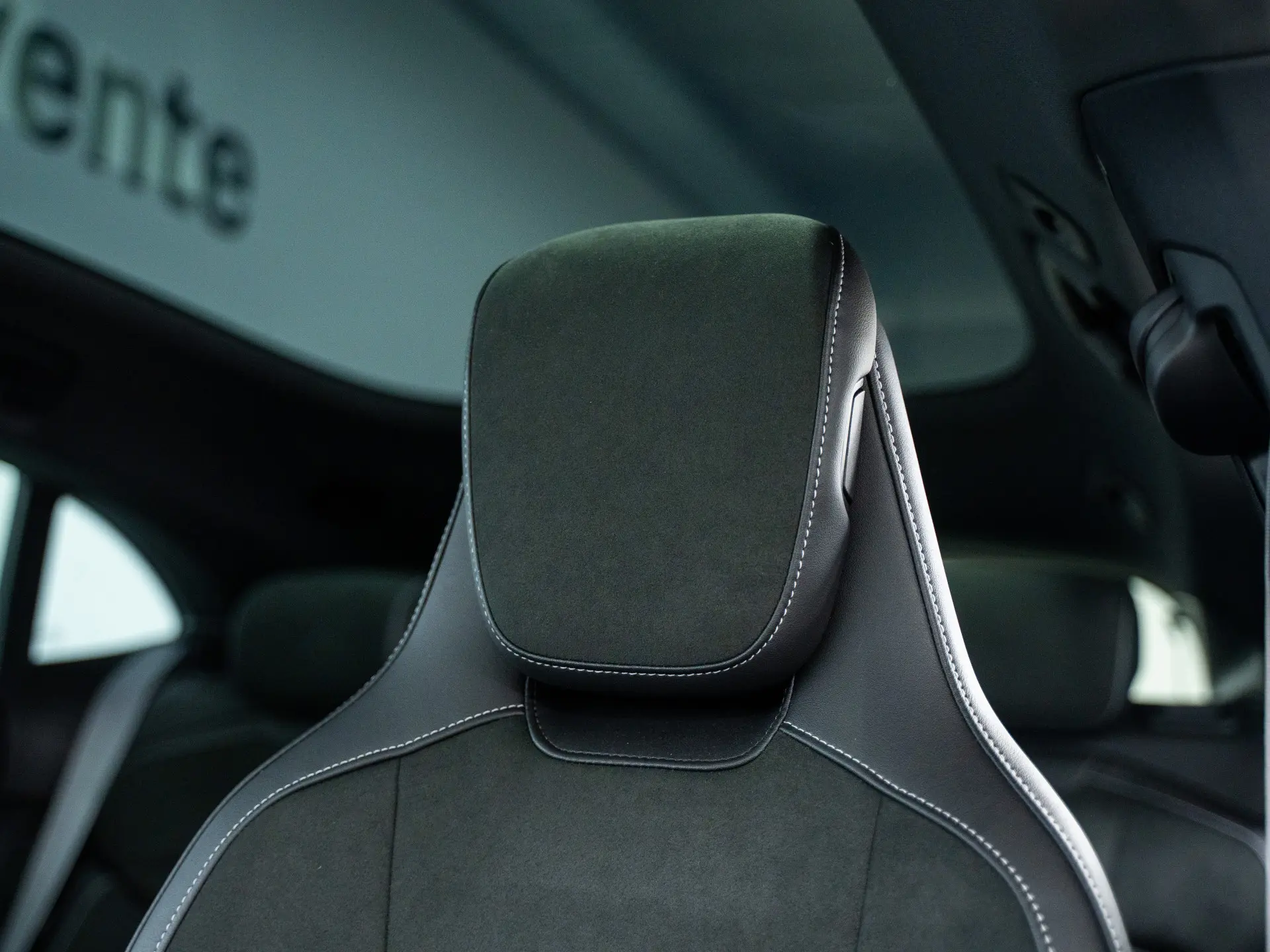Taycan 4S Cross Turismo