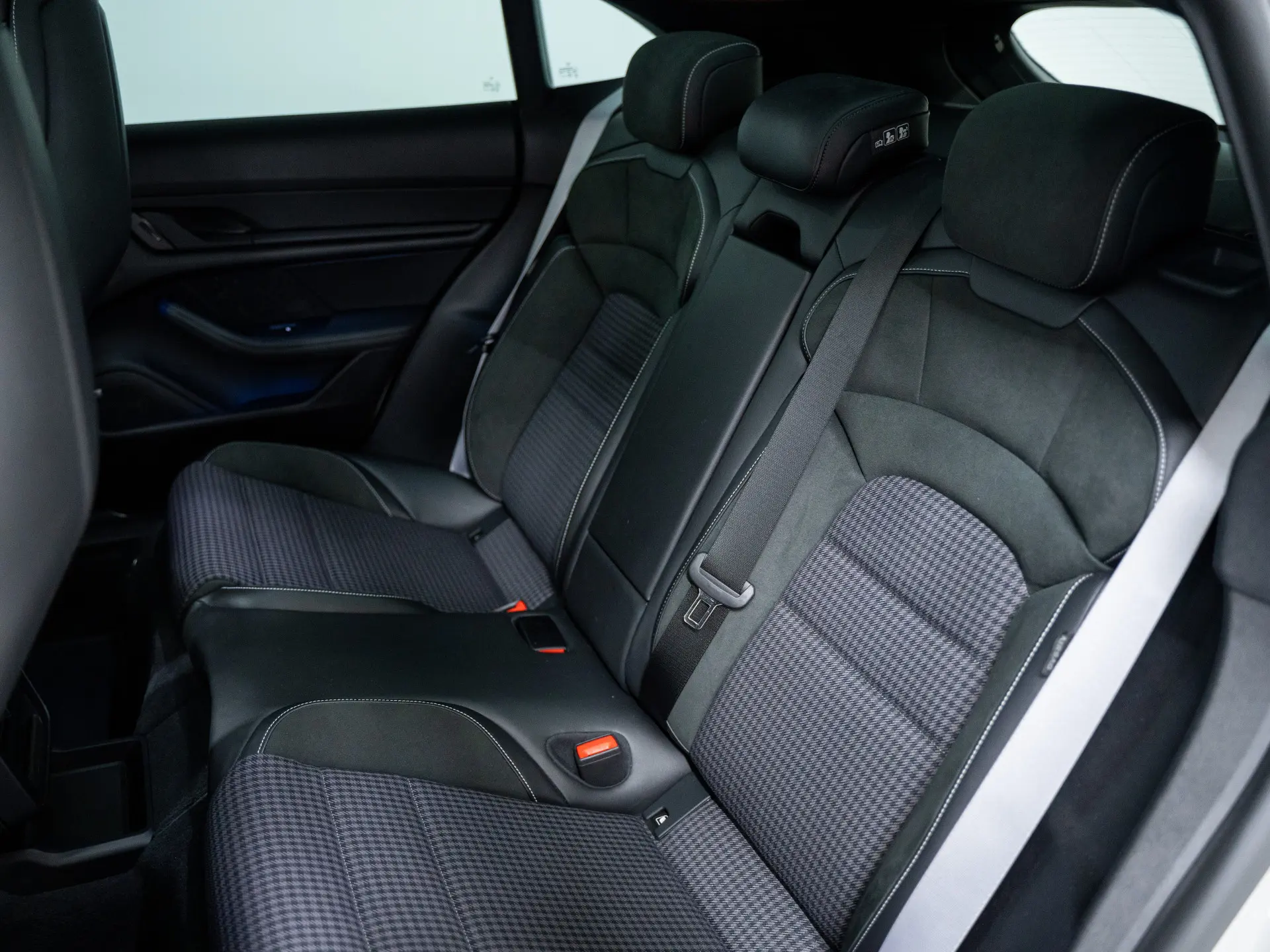 Taycan 4S Cross Turismo