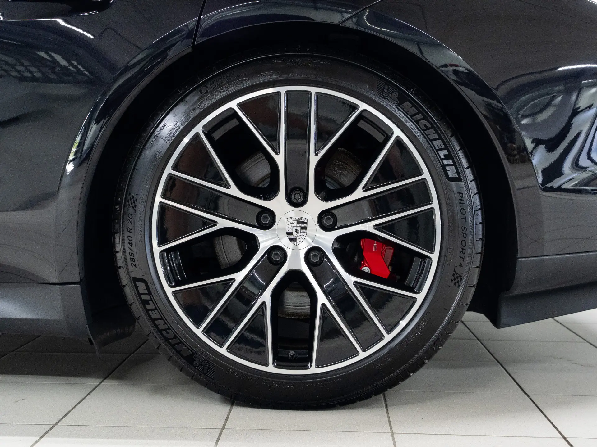 Taycan 4S Sport Turismo