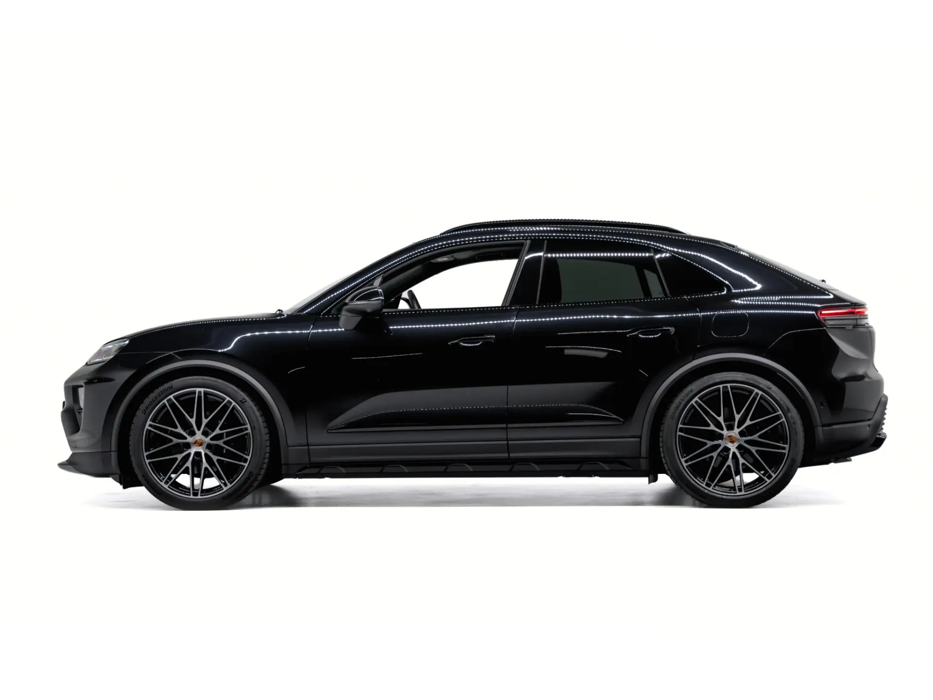Macan 4