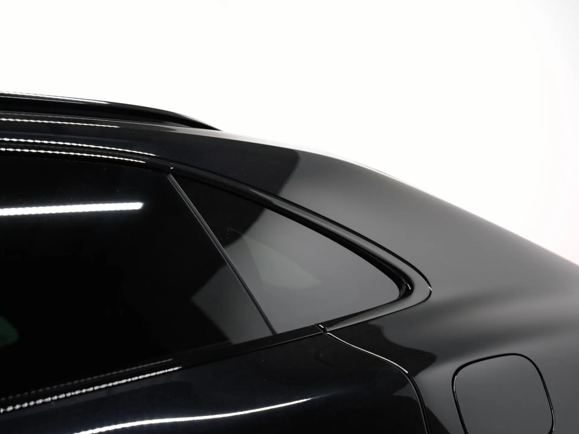Macan 4