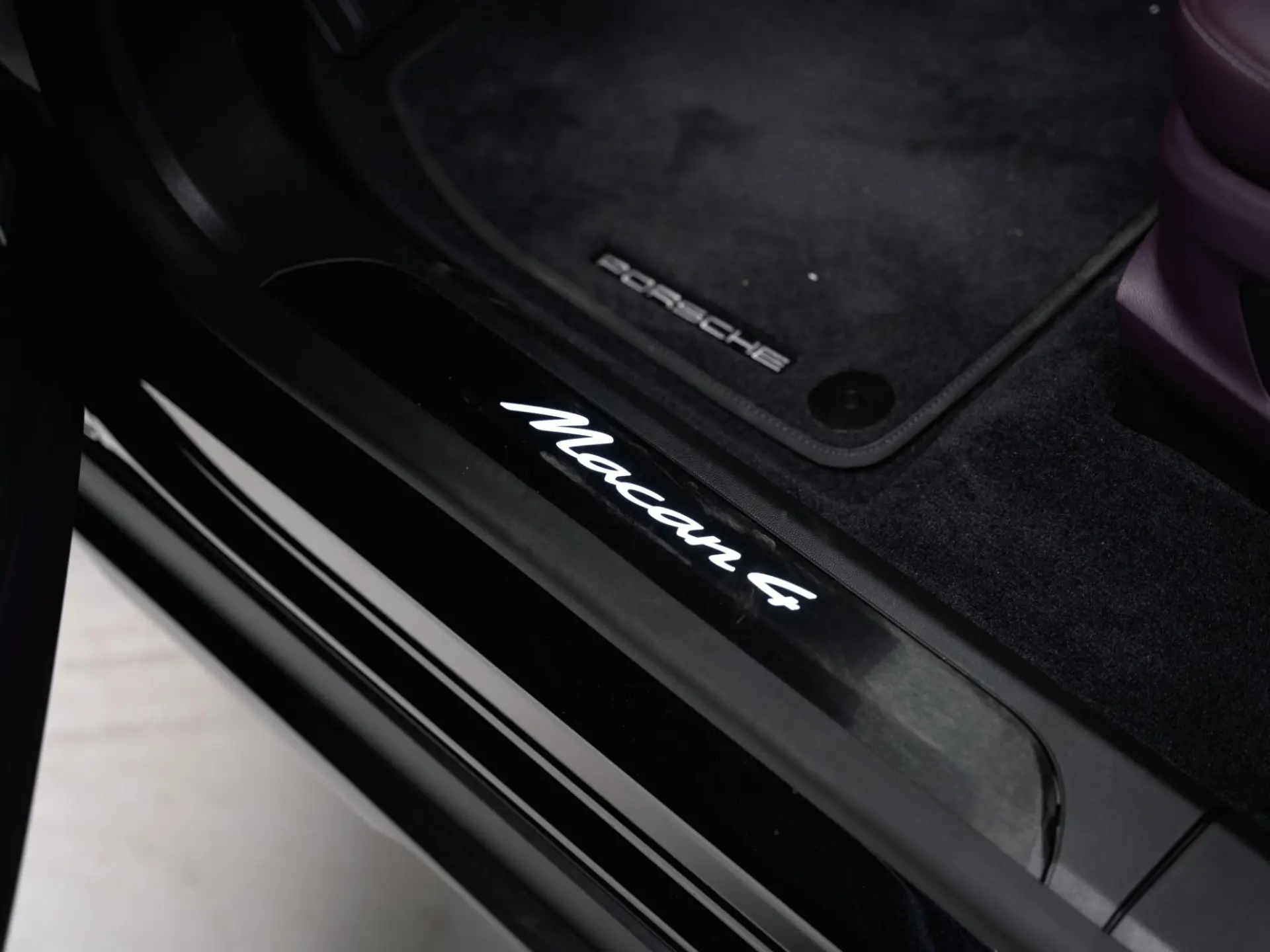 Macan 4