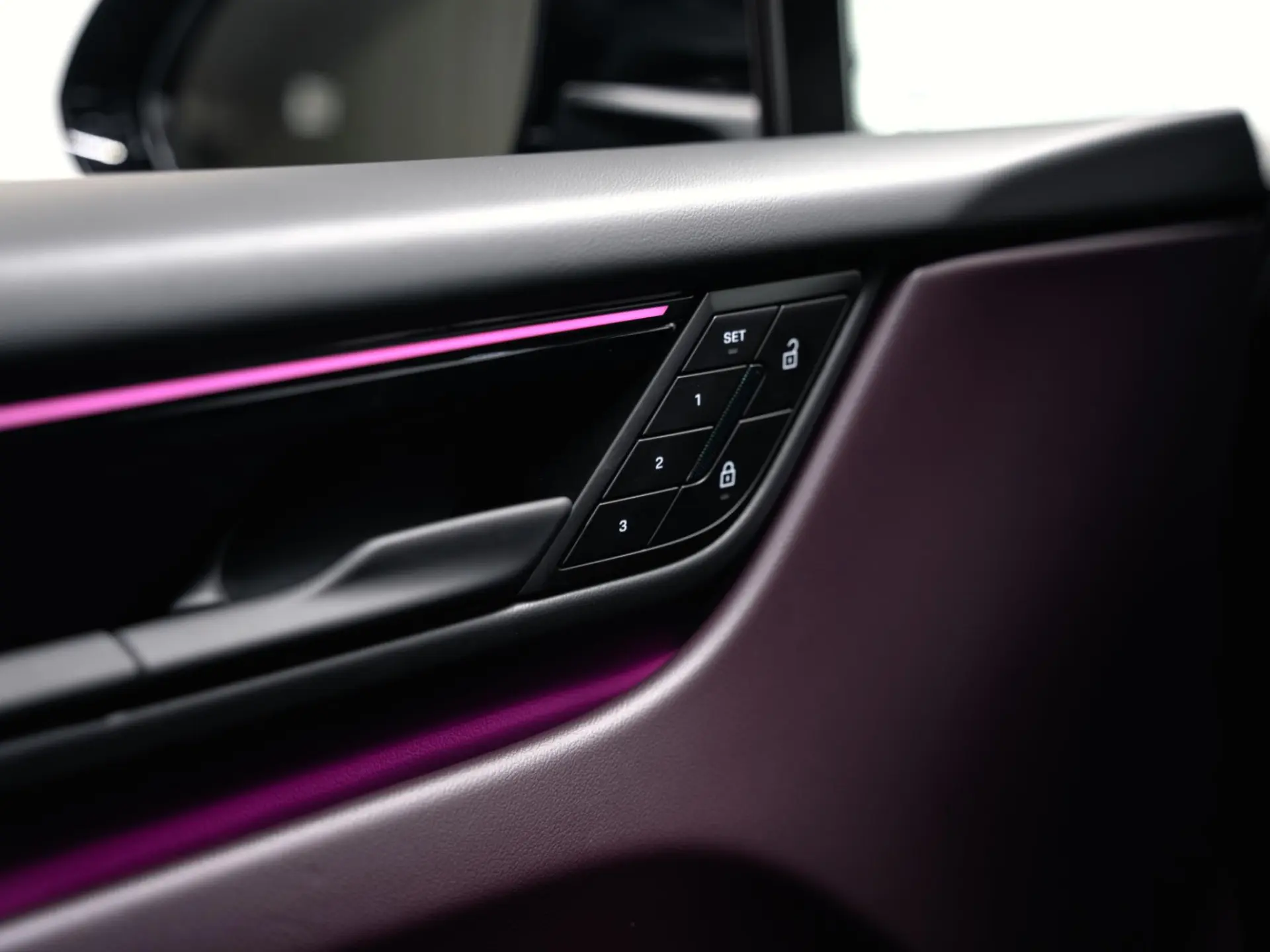 Macan 4