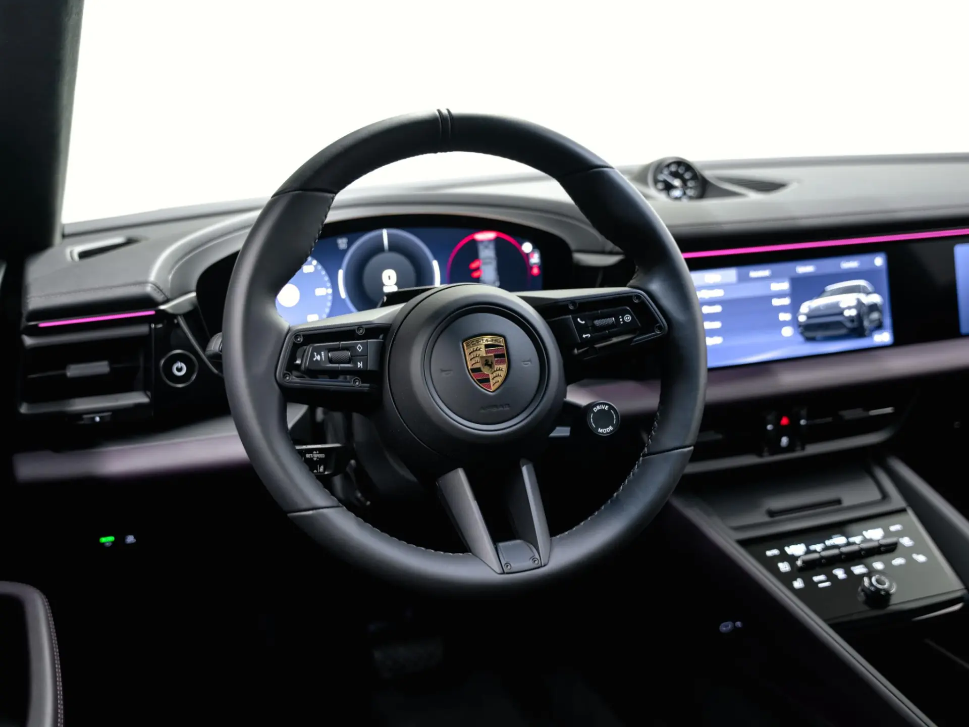 Macan 4