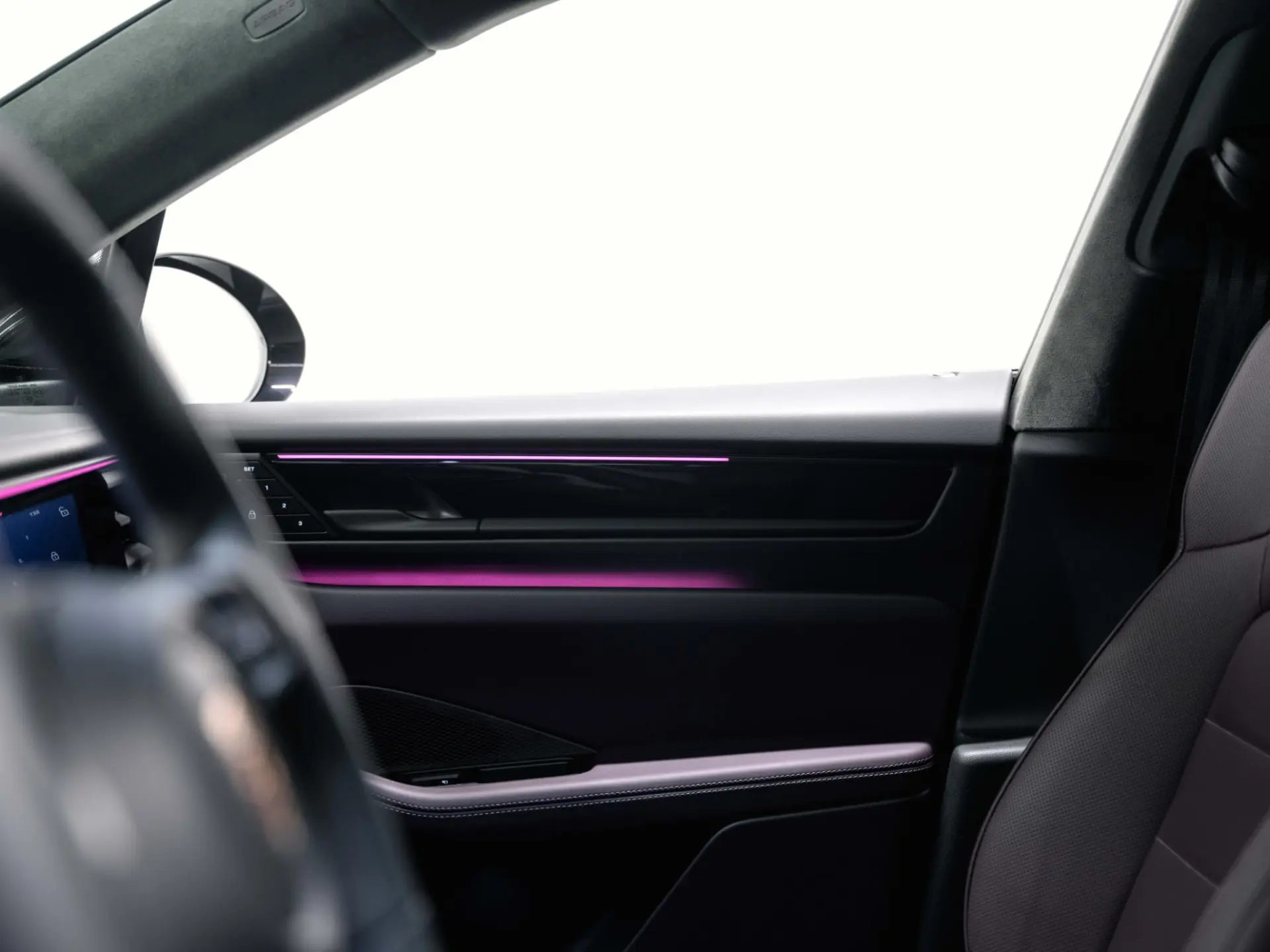 Macan 4