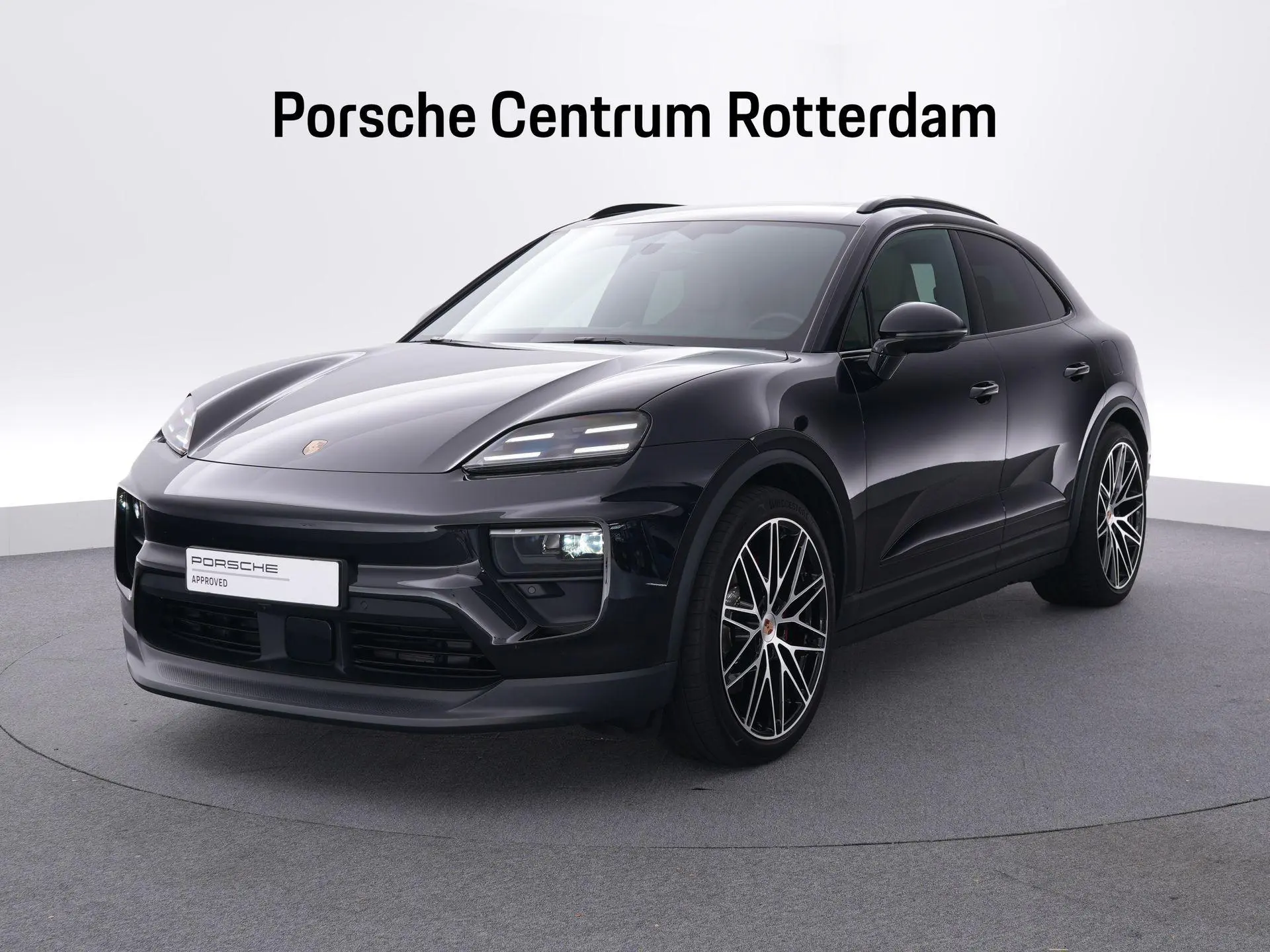 Macan 4 S 100 kWh