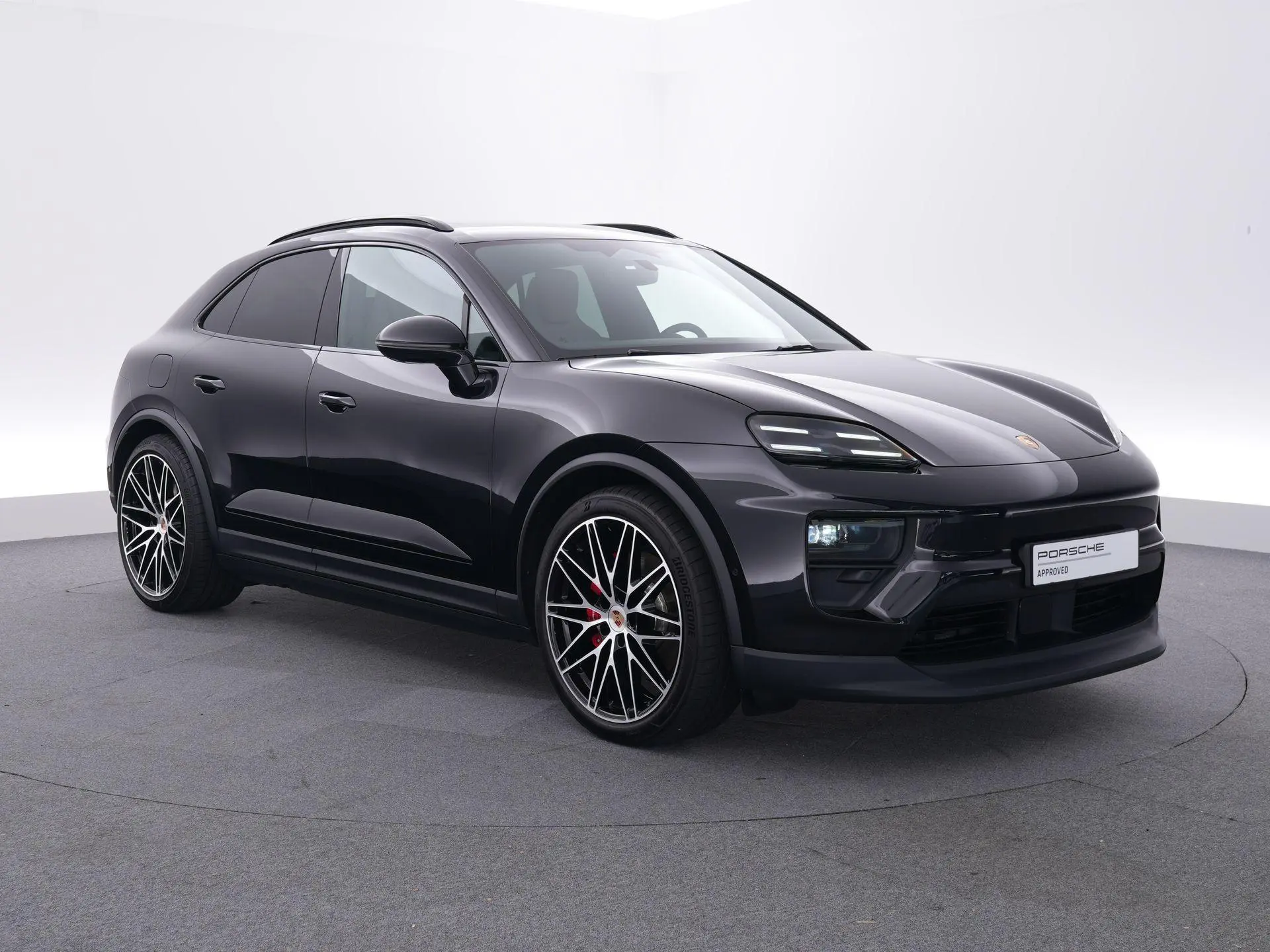 Macan 4 S 100 kWh