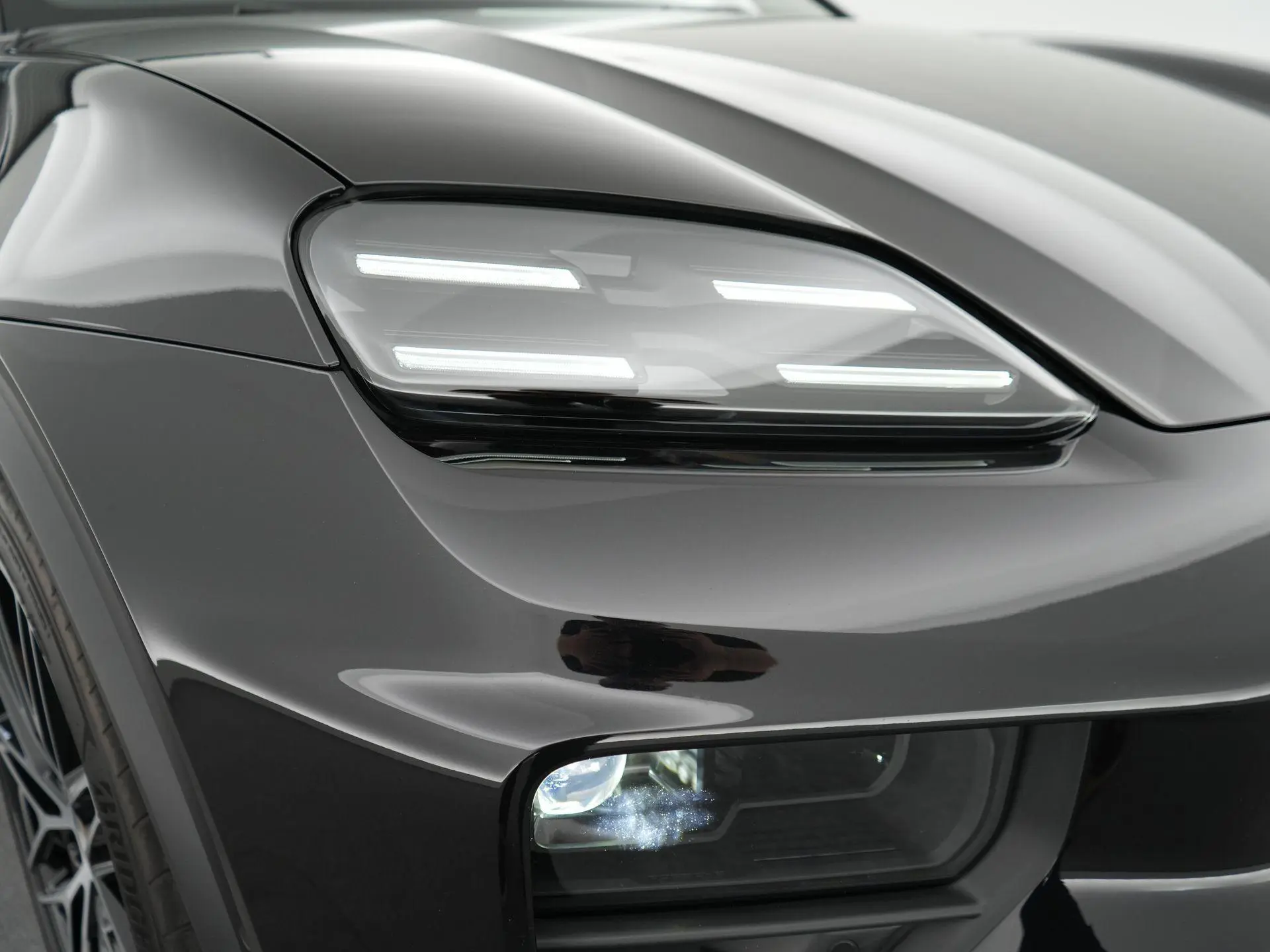 Macan 4 S 100 kWh