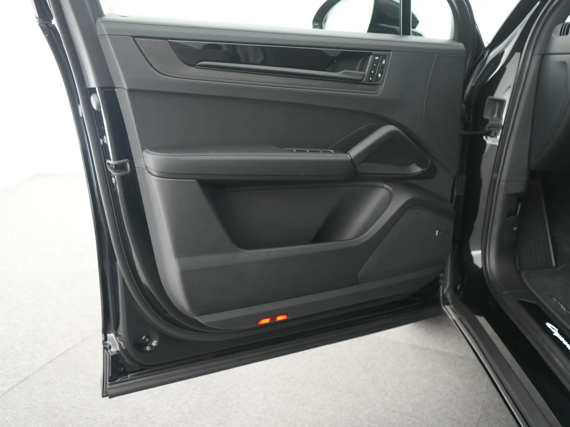 Cayenne 3.0 E-Hybrid Black Edition