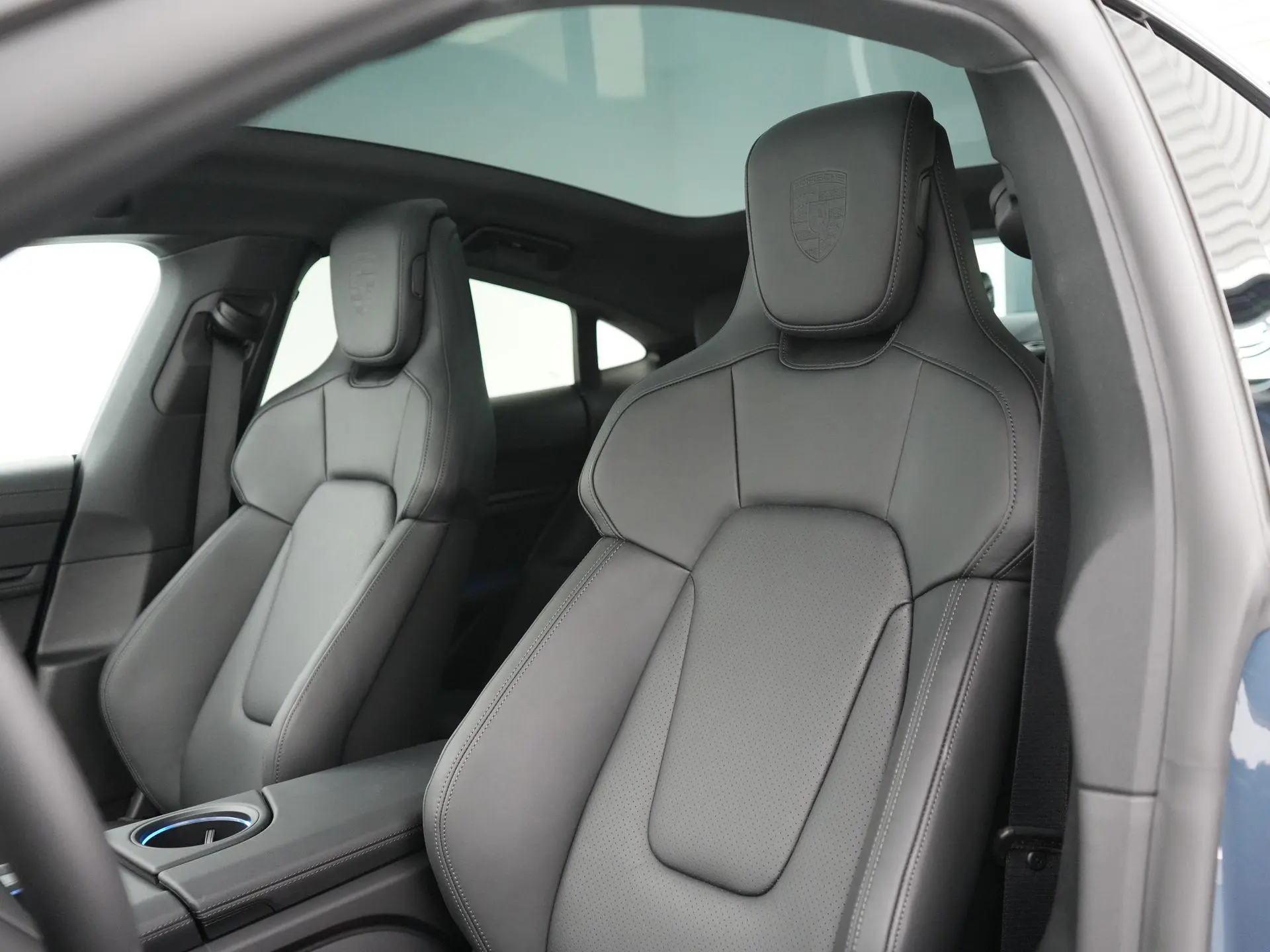 Taycan 4 Black Edition 105 kWh
