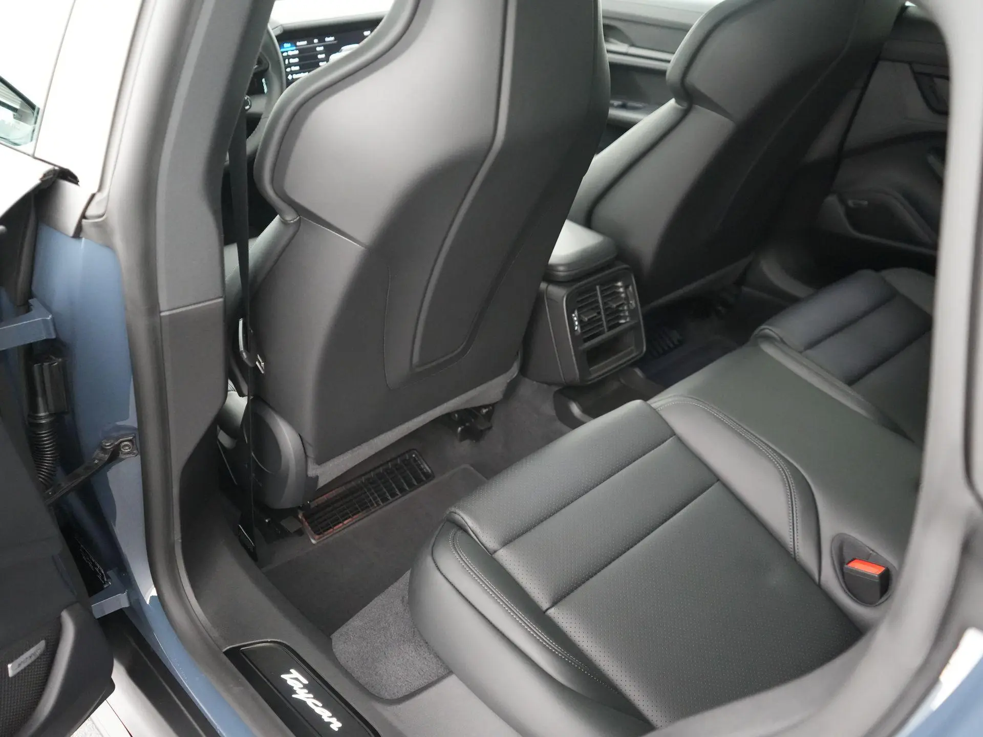 Taycan 4 Black Edition 105 kWh