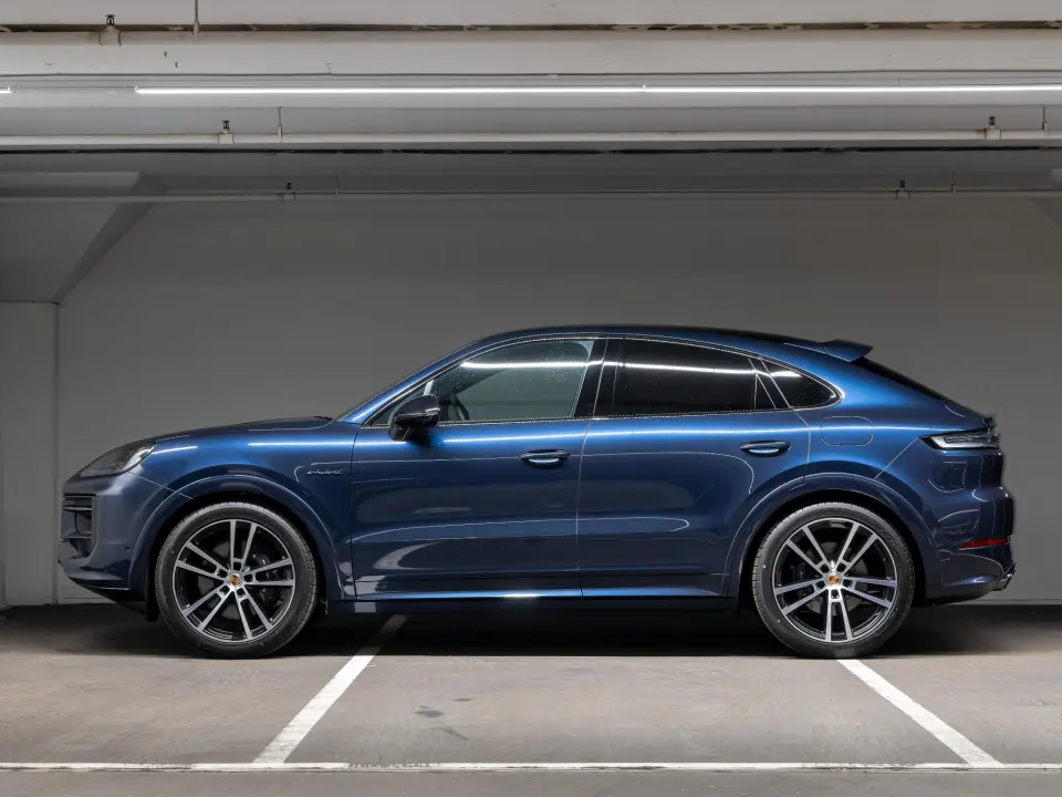 Cayenne Coupé 3.0 E-Hybrid Black Edition