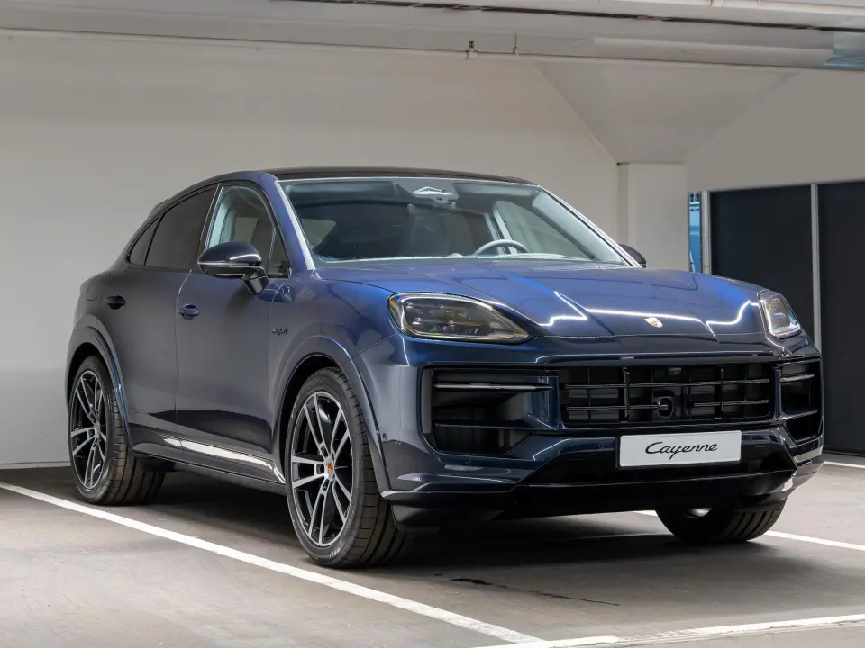 Cayenne Coupé 3.0 E-Hybrid Black Edition