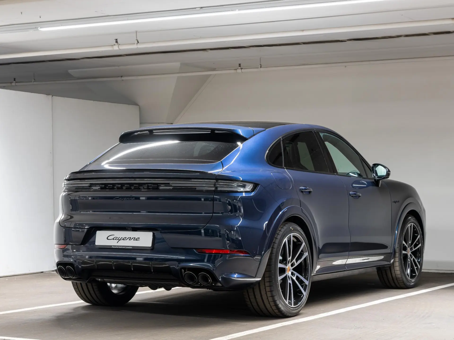 Cayenne Coupé 3.0 E-Hybrid Black Edition