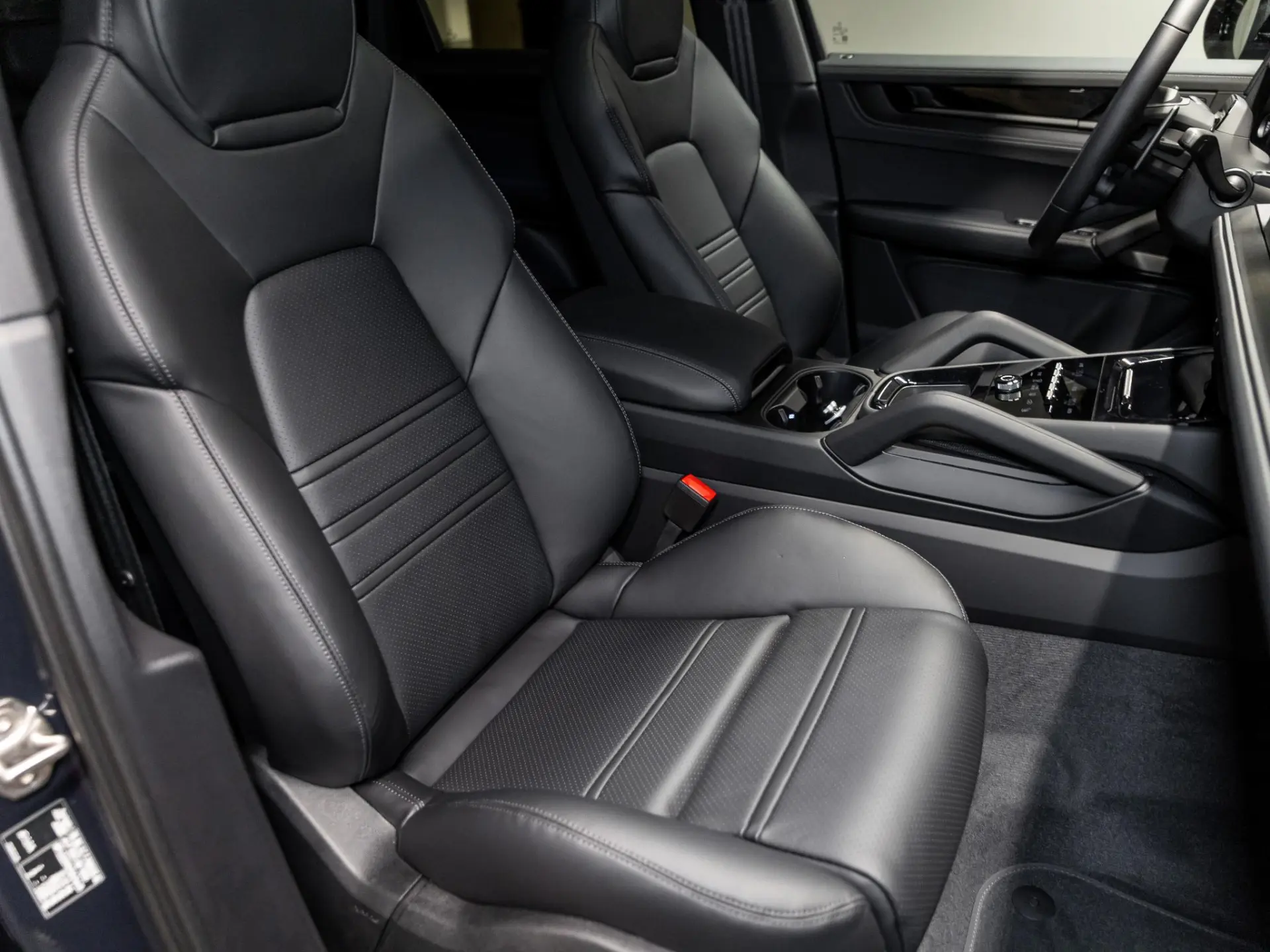 Cayenne Coupé 3.0 E-Hybrid Black Edition