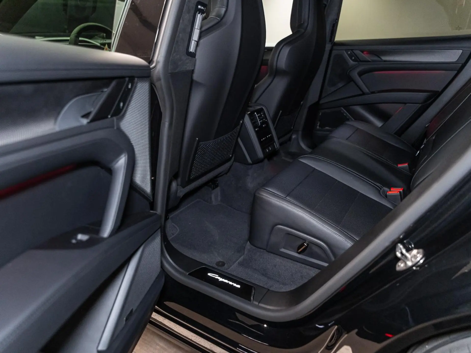 Cayenne Electric 113 kWh