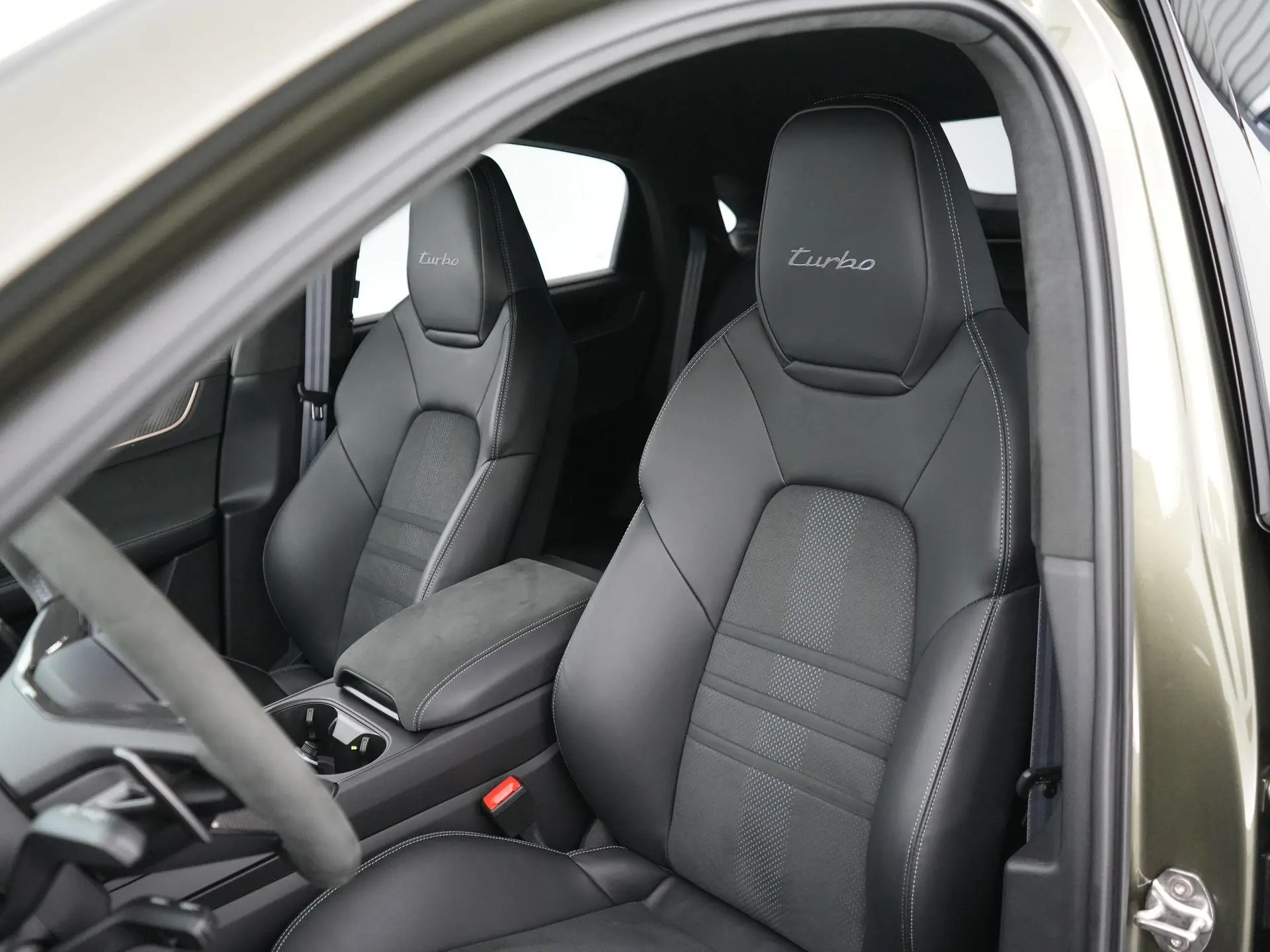 Cayenne Coupé 4.0 Turbo E-Hybrid GT