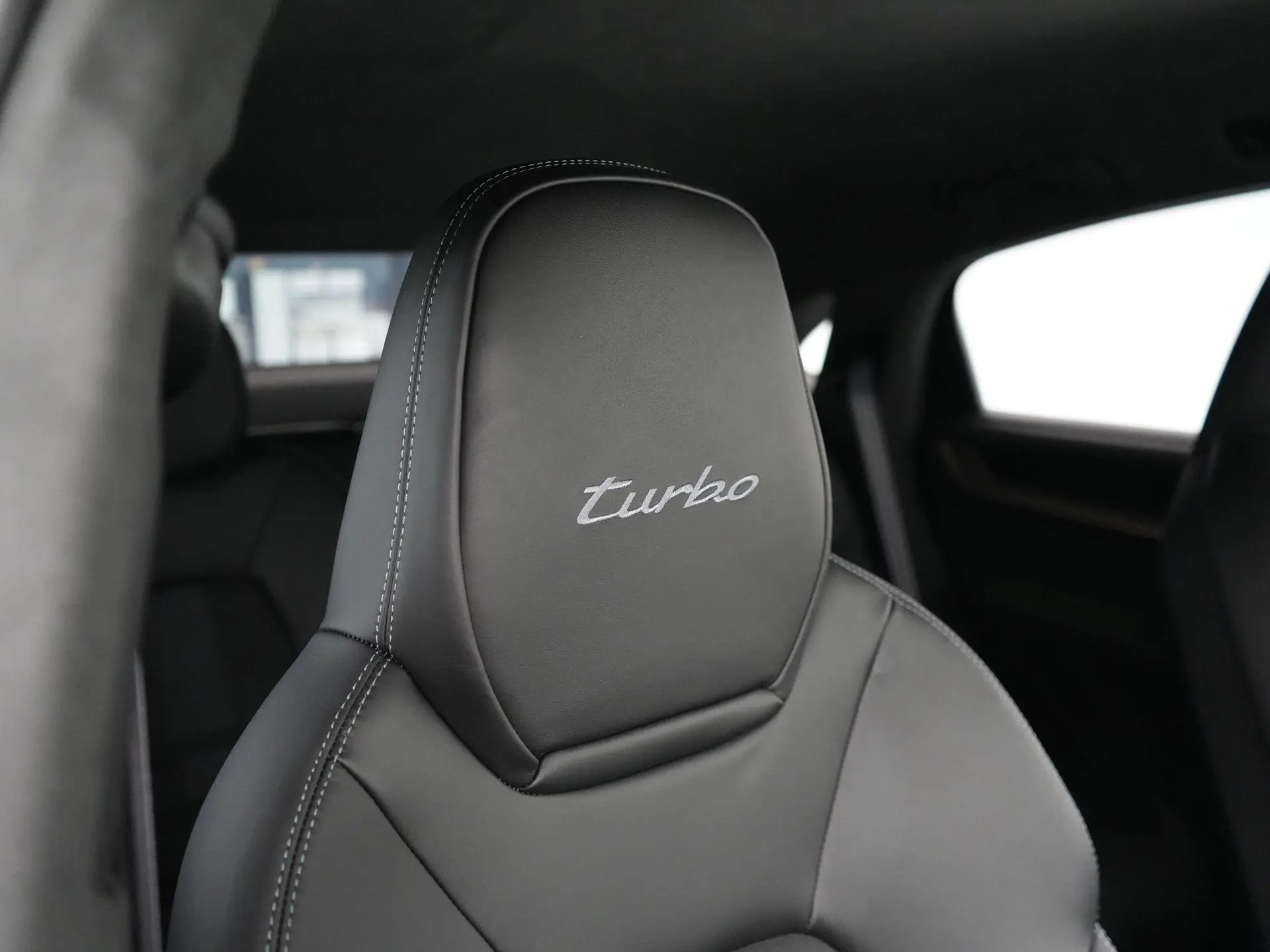 Cayenne Coupé 4.0 Turbo E-Hybrid GT